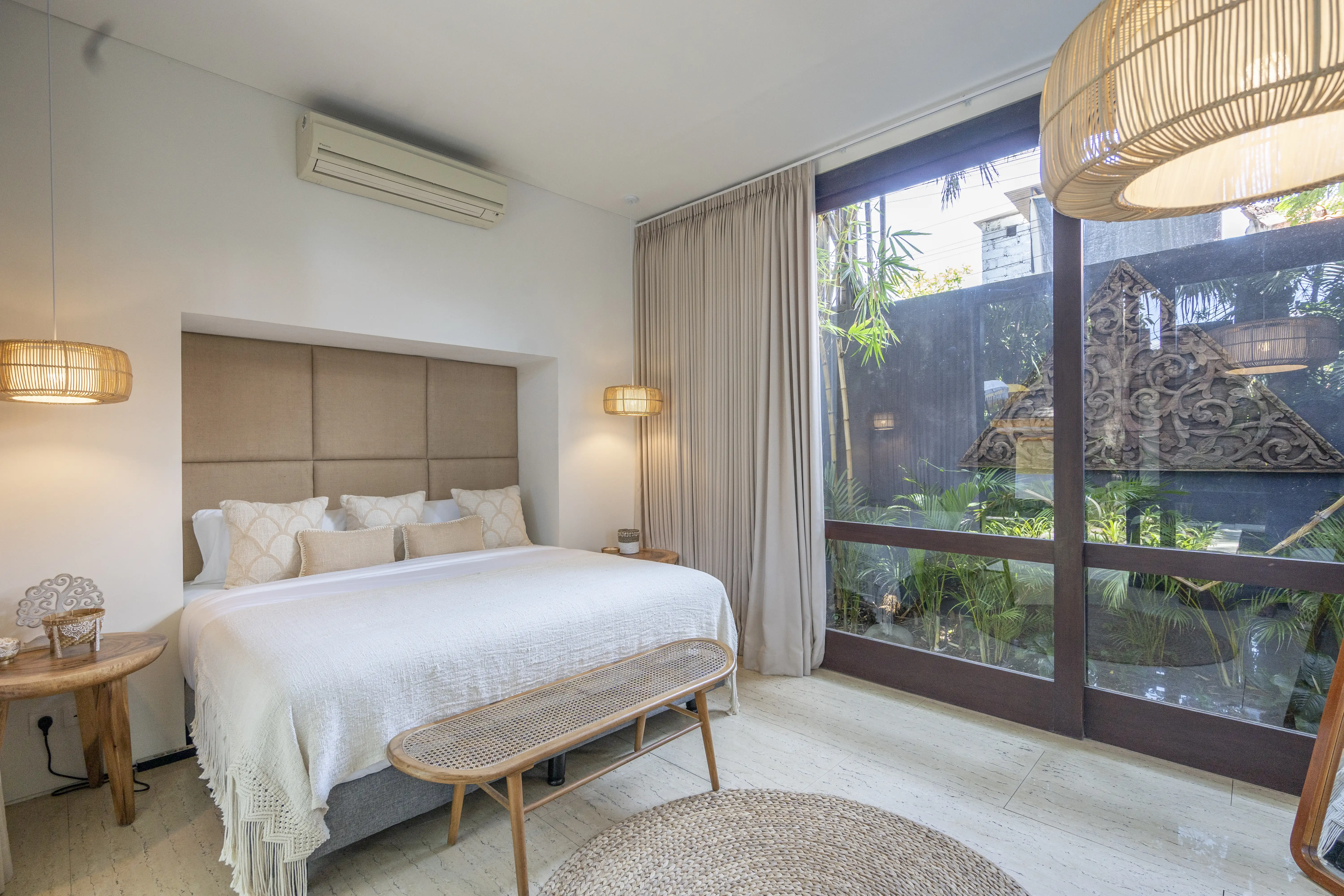 Villa 800m² in Indonesia, Seminyak. Priced at 3000000$ rent photo-19