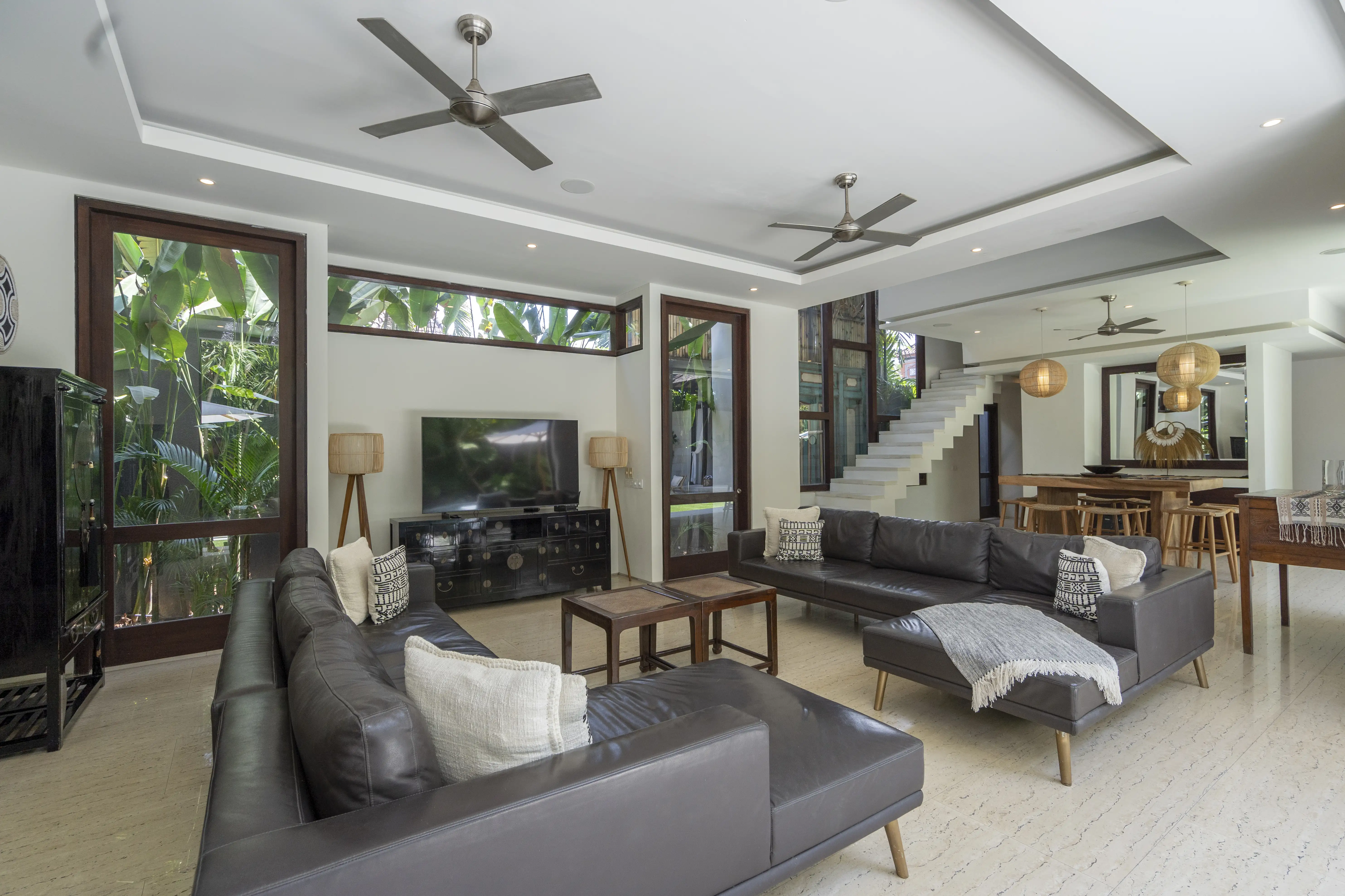Villa 800m² in Indonesia, Seminyak. Priced at 3000000$ rent photo-32