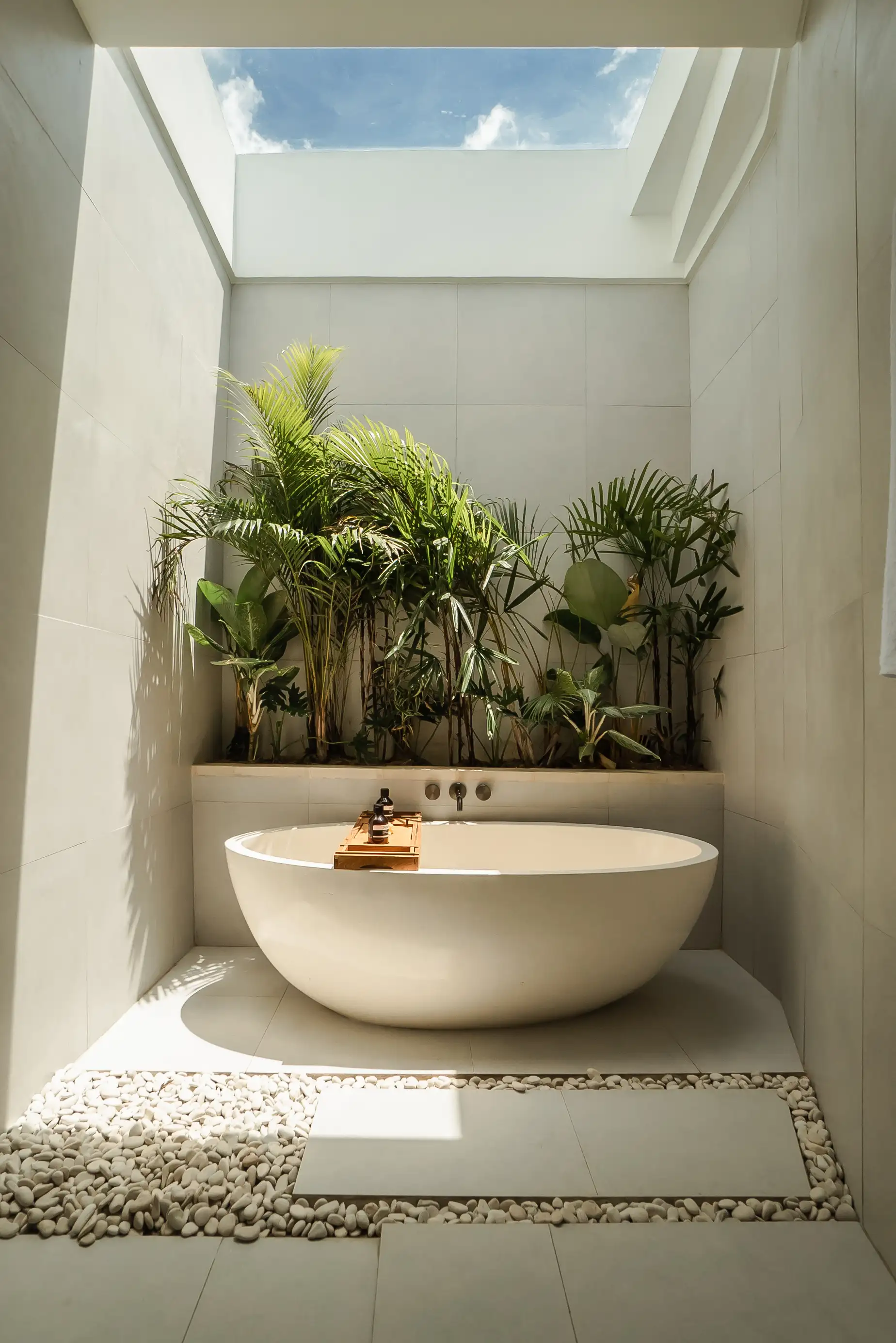 Villa 310m² in Indonesia, Canggu. Priced at 890000$ rent photo-16