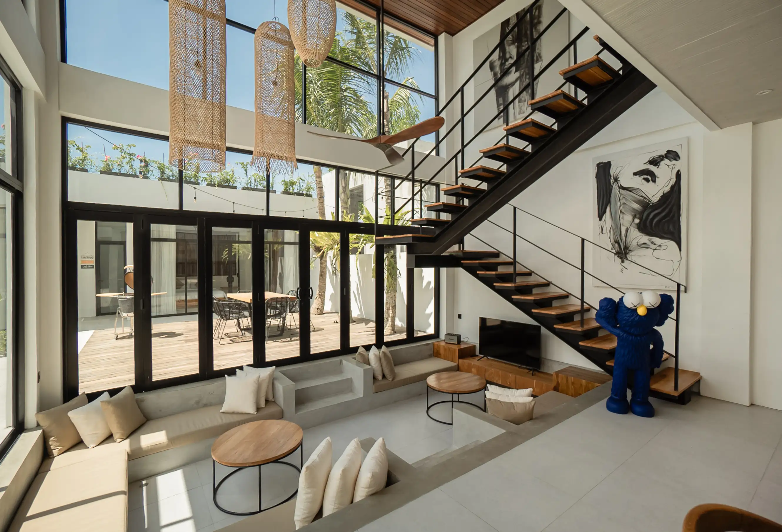 Villa 310m² in Indonesia, Canggu. Priced at 890000$ rent photo-46