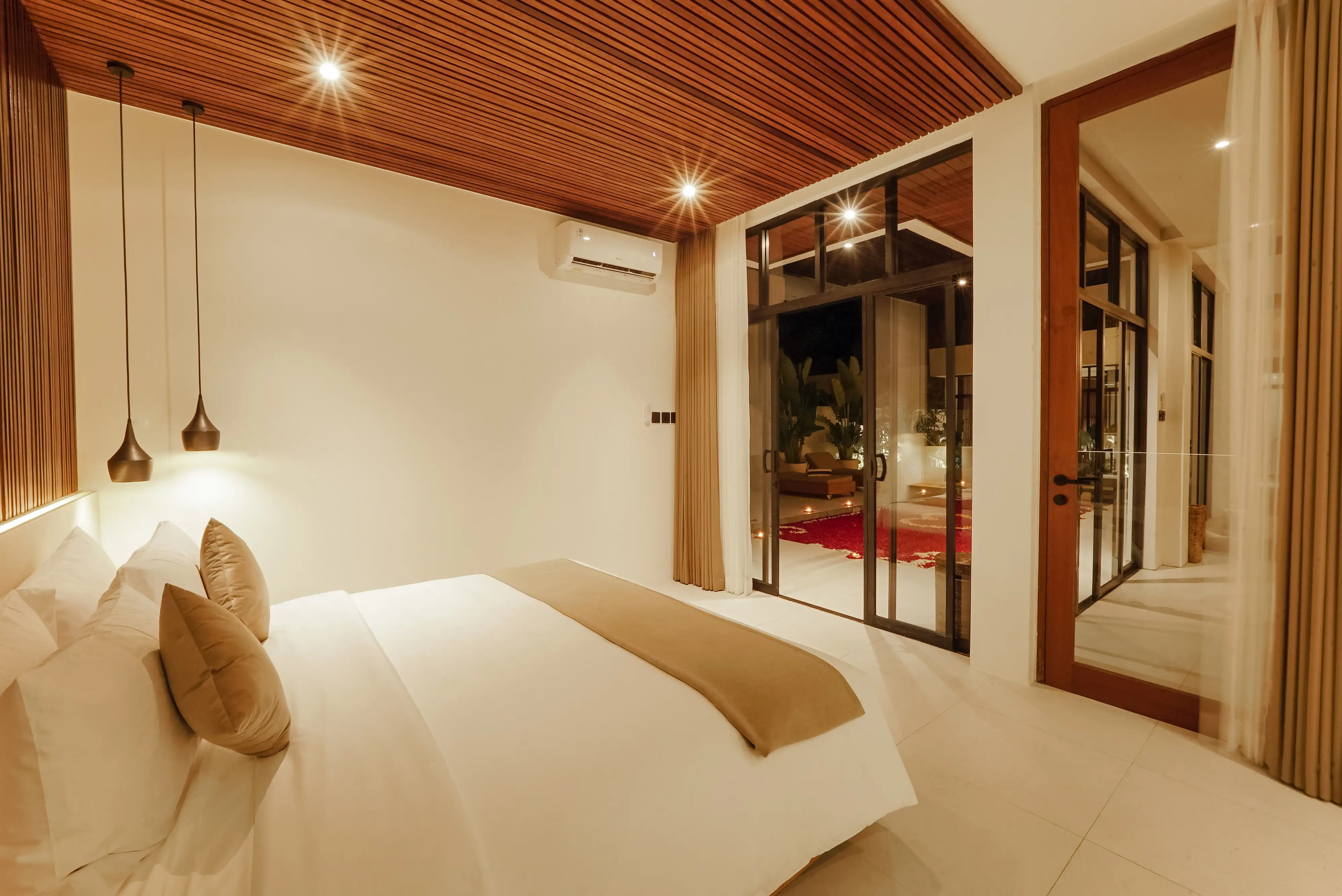 Villa 235m² in Indonesia, Canggu. Priced at 700000$ rent photo-2