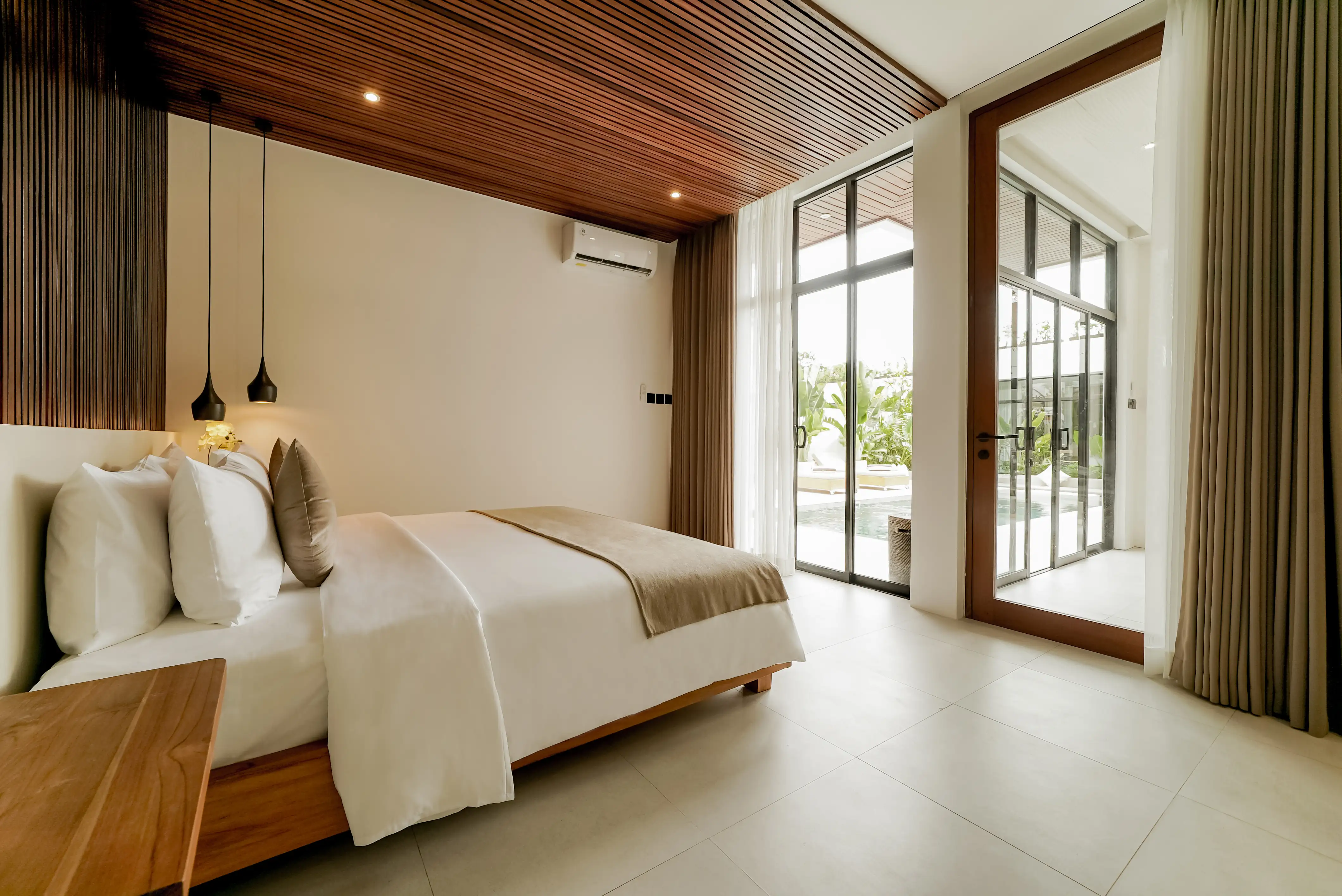 Villa 235m² in Indonesia, Canggu. Priced at 700000$ rent photo-23