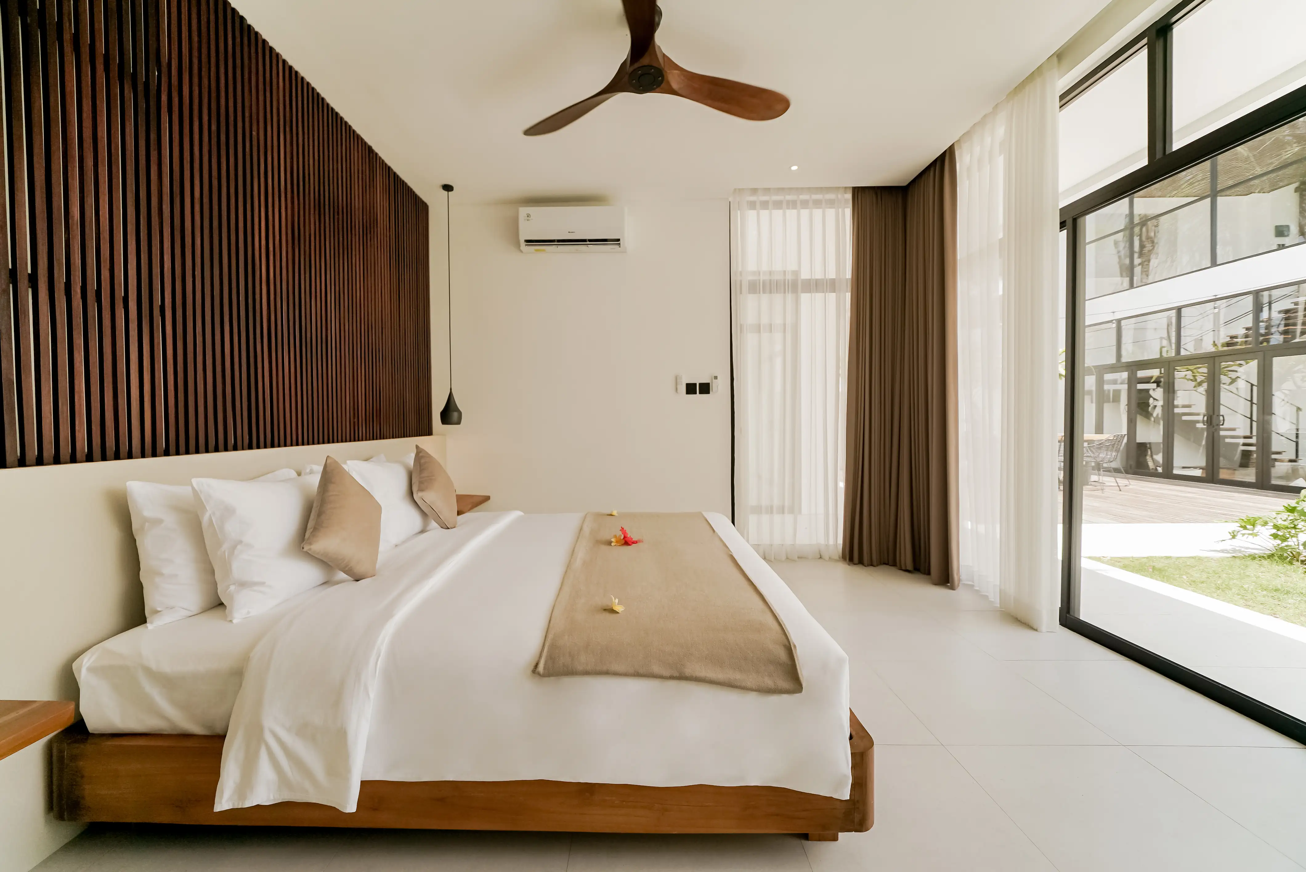 Villa 235m² in Indonesia, Canggu. Priced at 700000$ rent photo-27