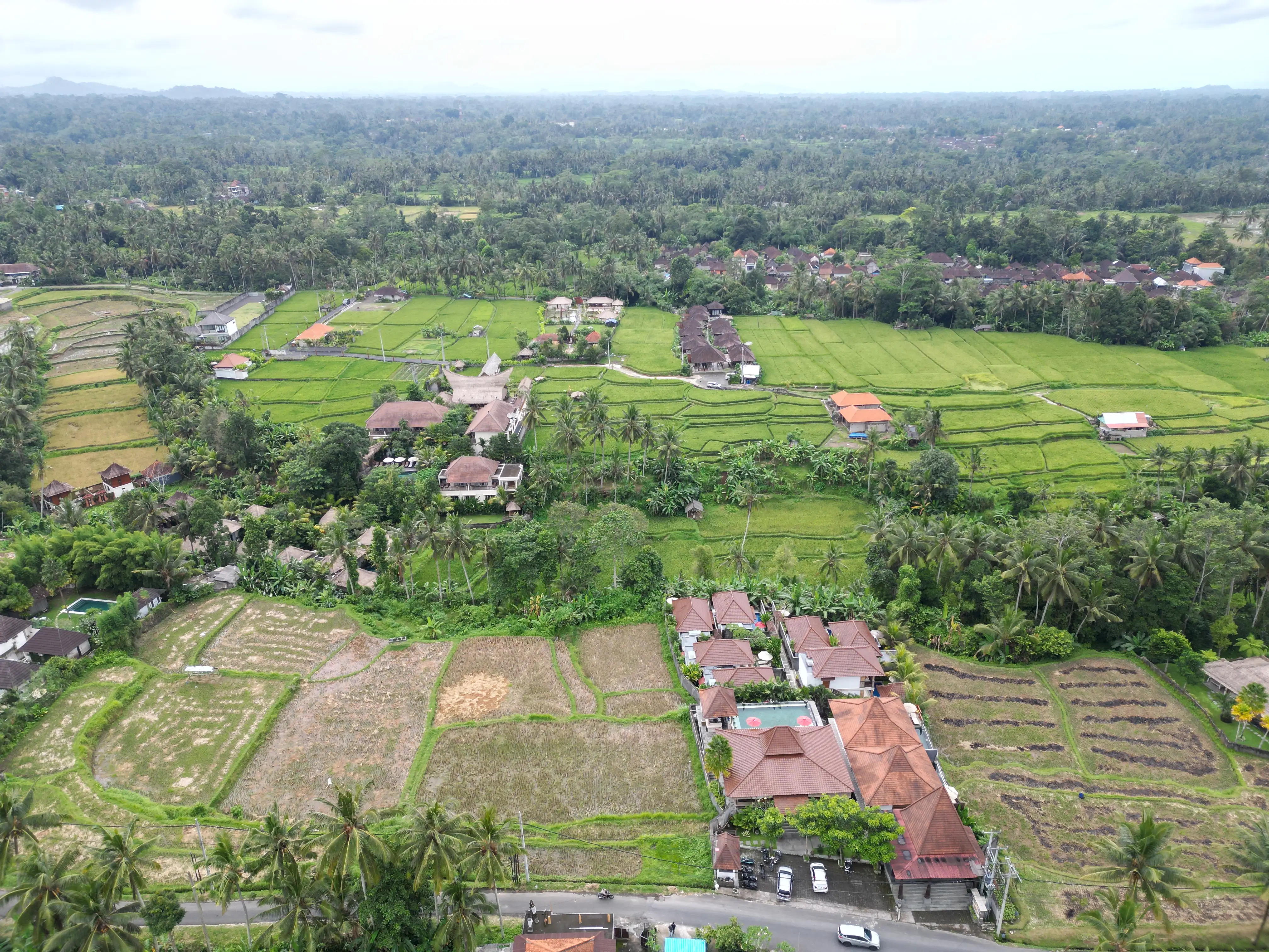 Land 0m² in Indonesia, Ubud. Priced at 494368$ rent photo-1