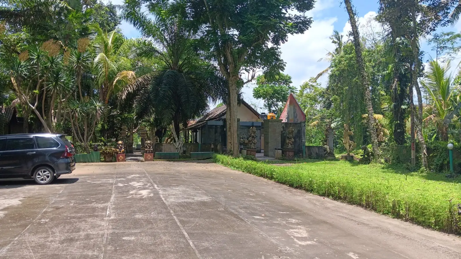 Land 0m² in Indonesia, Ubud. Priced at 969349$ rent photo-2
