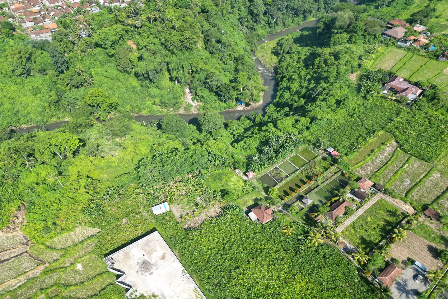 Land 0m² in Indonesia, Ubud. Priced at 344442$ rent photo-2