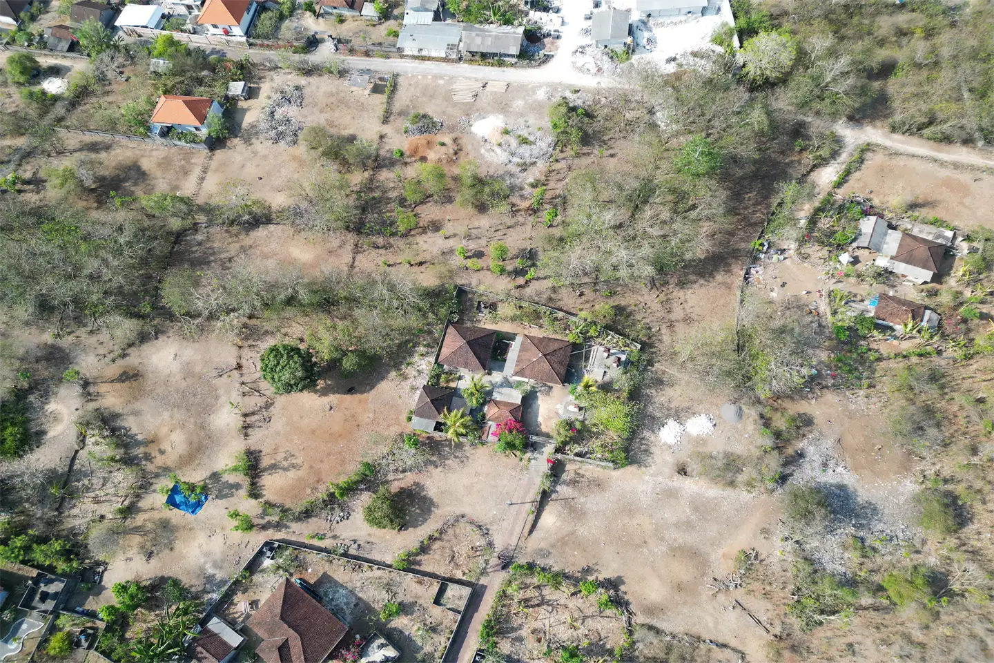 Land 0m² in Indonesia, Bukit. Priced at 357044$ rent photo-3