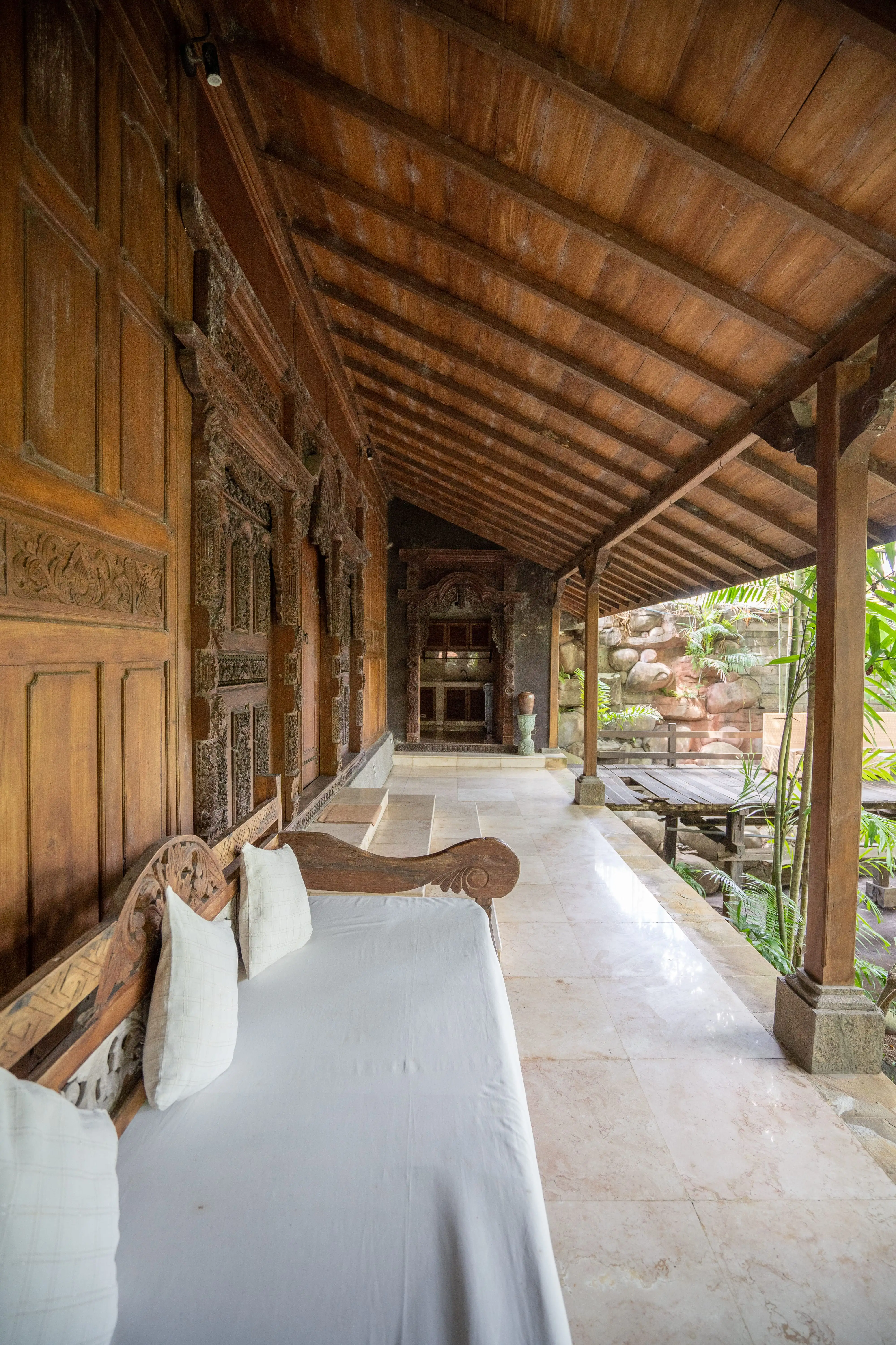 Villa 1000m² in Indonesia, Seminyak. Priced at 3000000$ rent photo-10