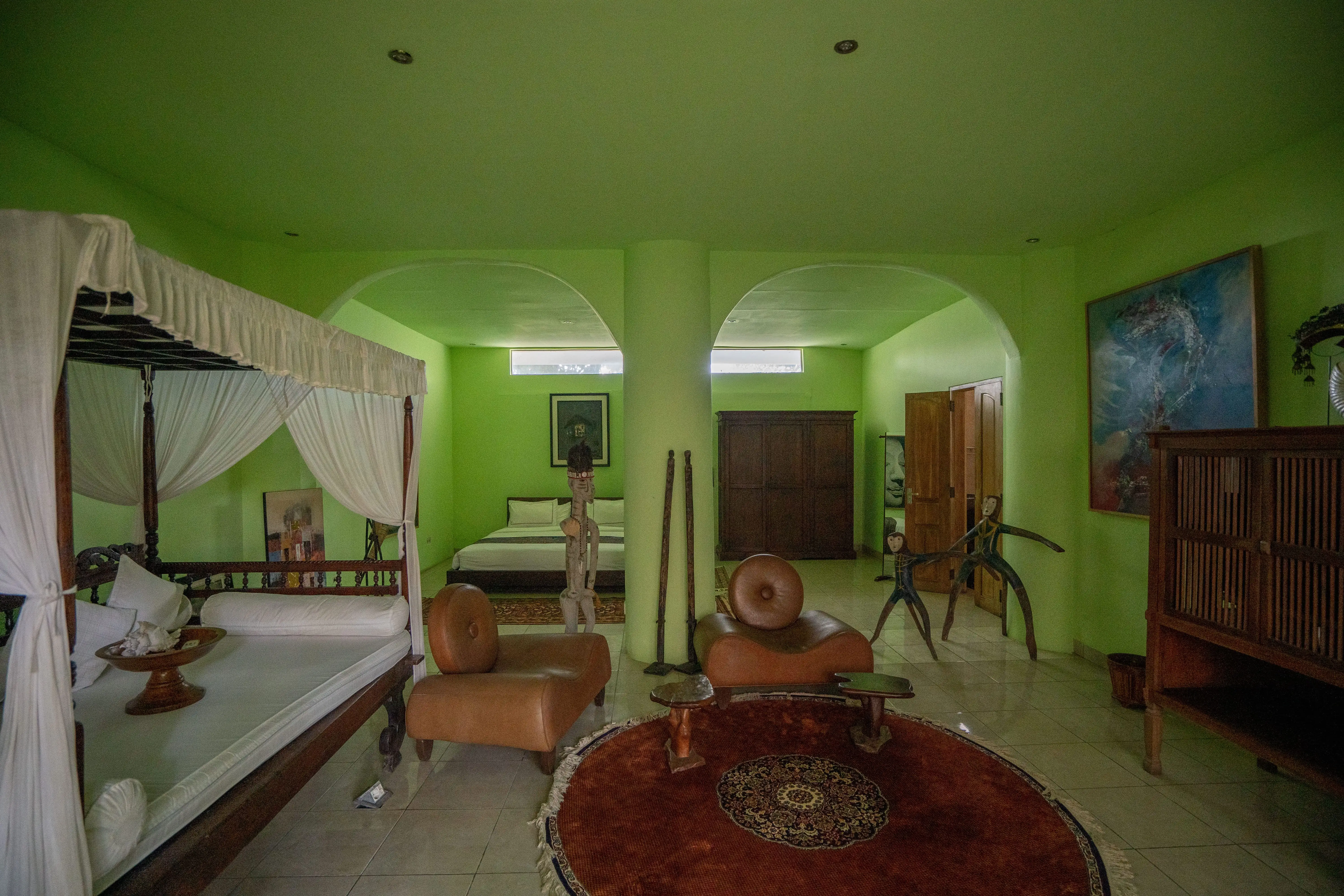 Villa 1000m² in Indonesia, Seminyak. Priced at 3000000$ rent photo-16