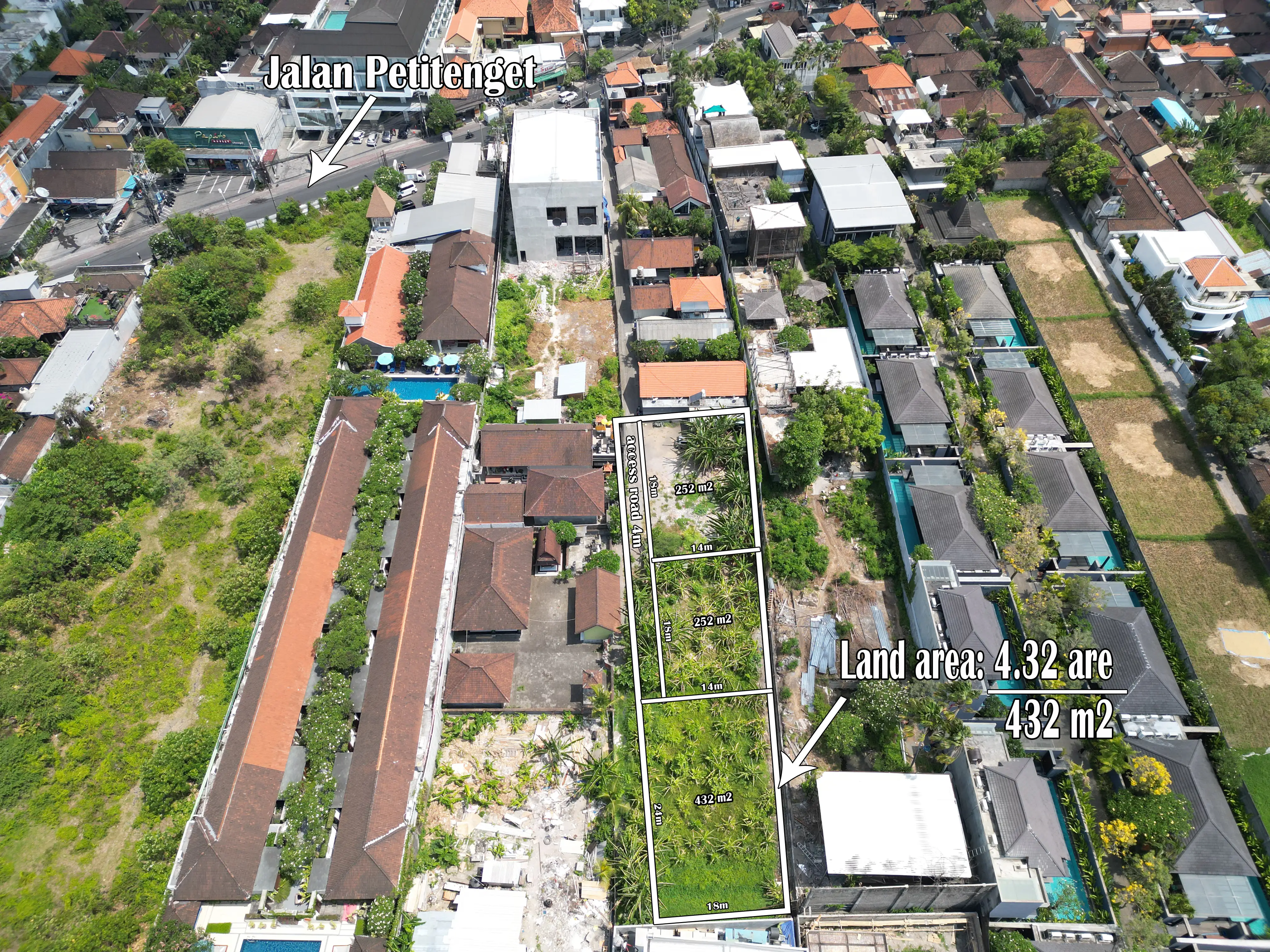Land 0m² in Indonesia, Seminyak. Priced at 503027$ rent photo-4