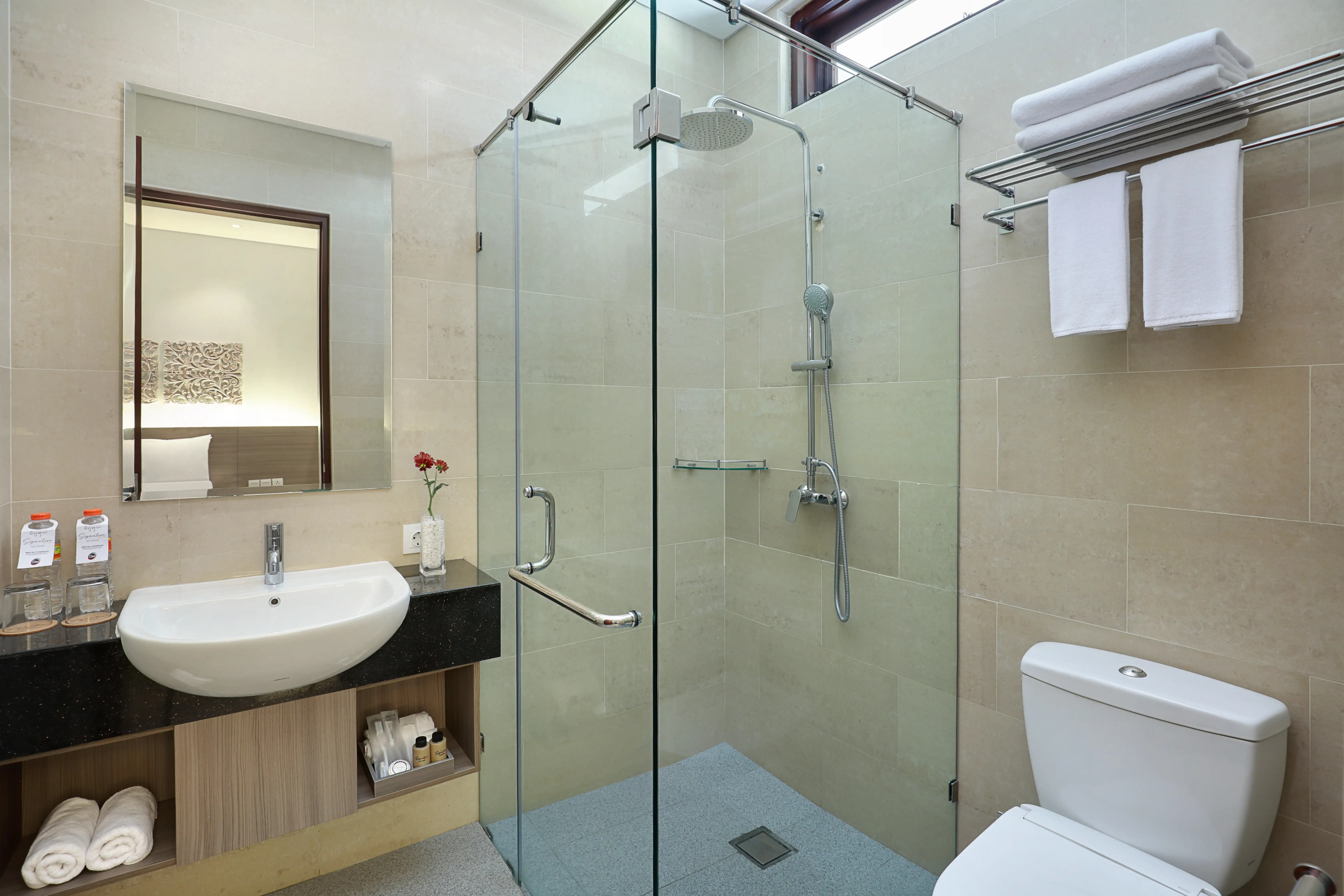 Other Properties 3810m² in Indonesia, Sanur. Priced at 3900000$ rent photo-1