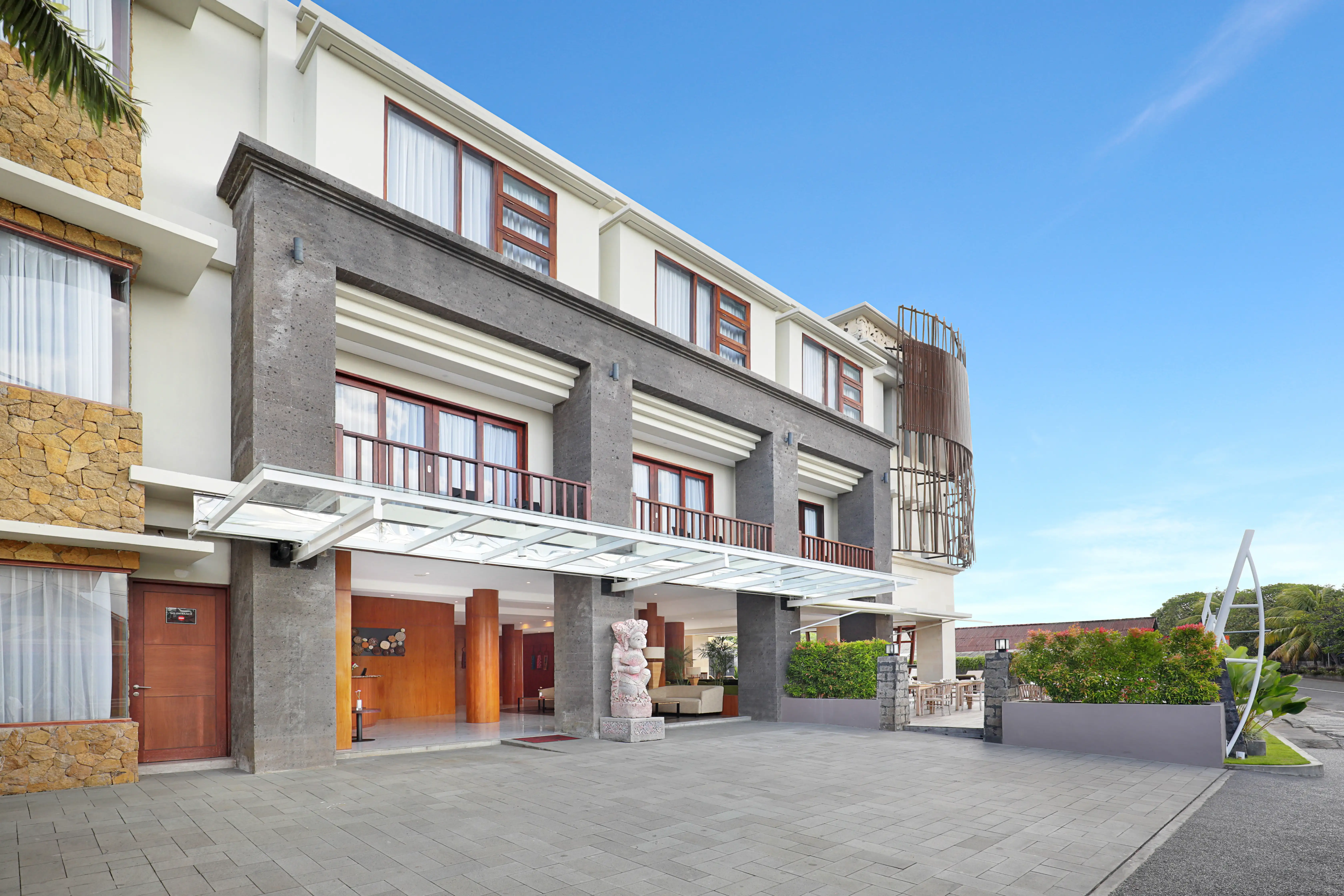 Other Properties 3810m² in Indonesia, Sanur. Priced at 3900000$ rent photo-20