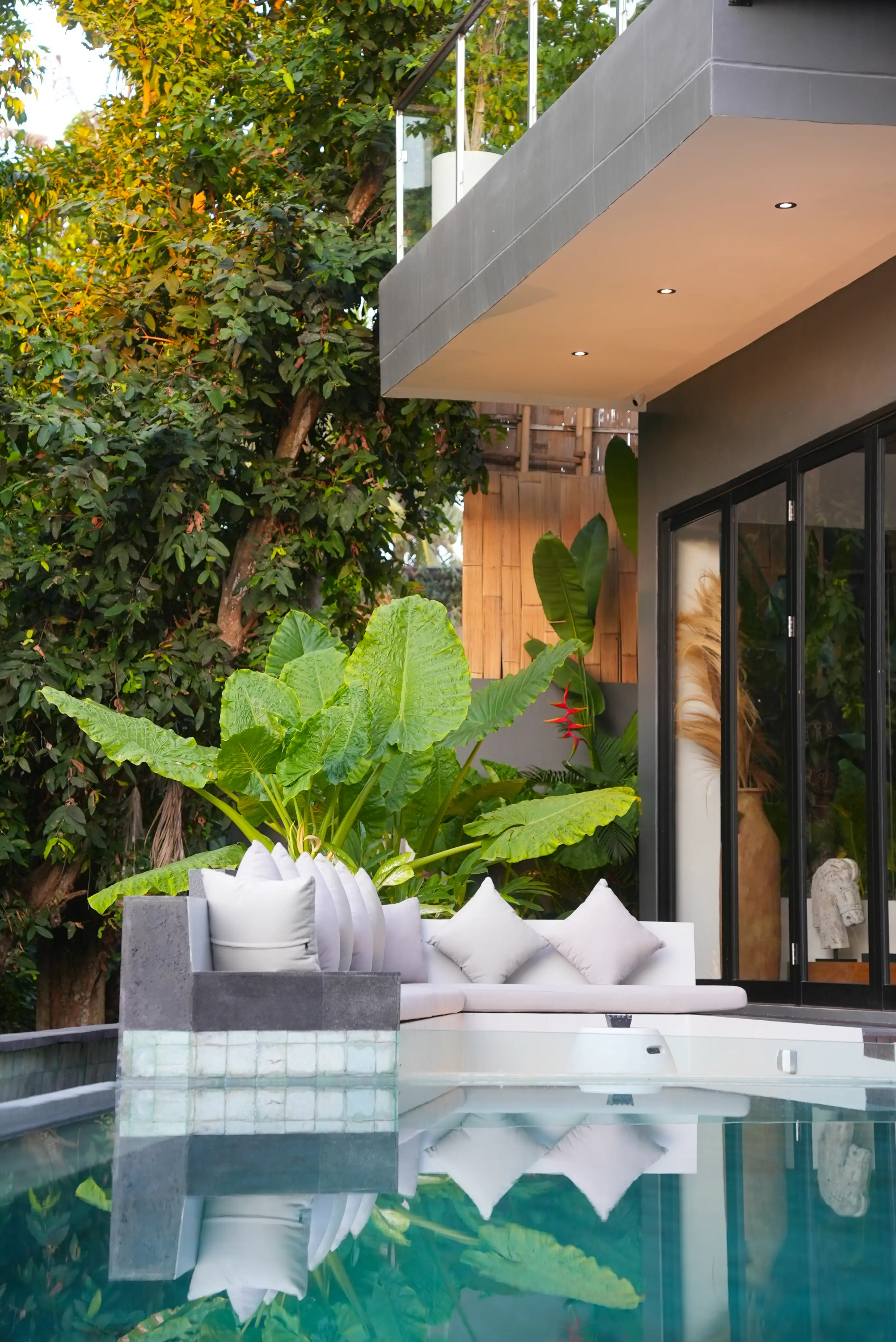 Villa 333m² in Indonesia, Canggu. Priced at 650000$ rent photo-14