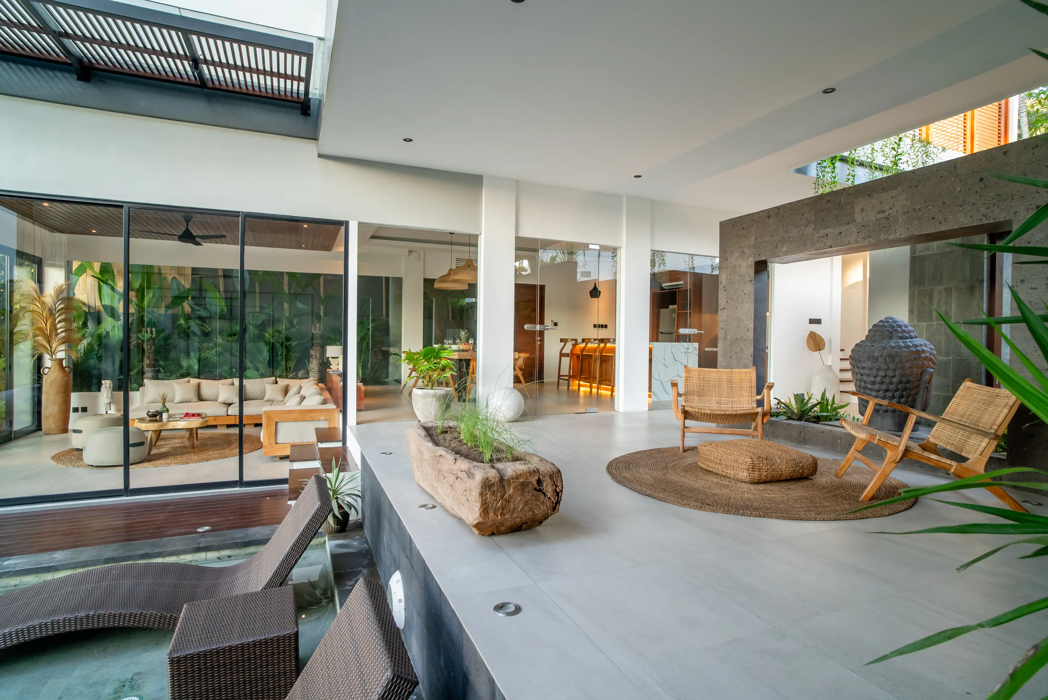 Villa 333m² in Indonesia, Canggu. Priced at 650000$ rent photo-18