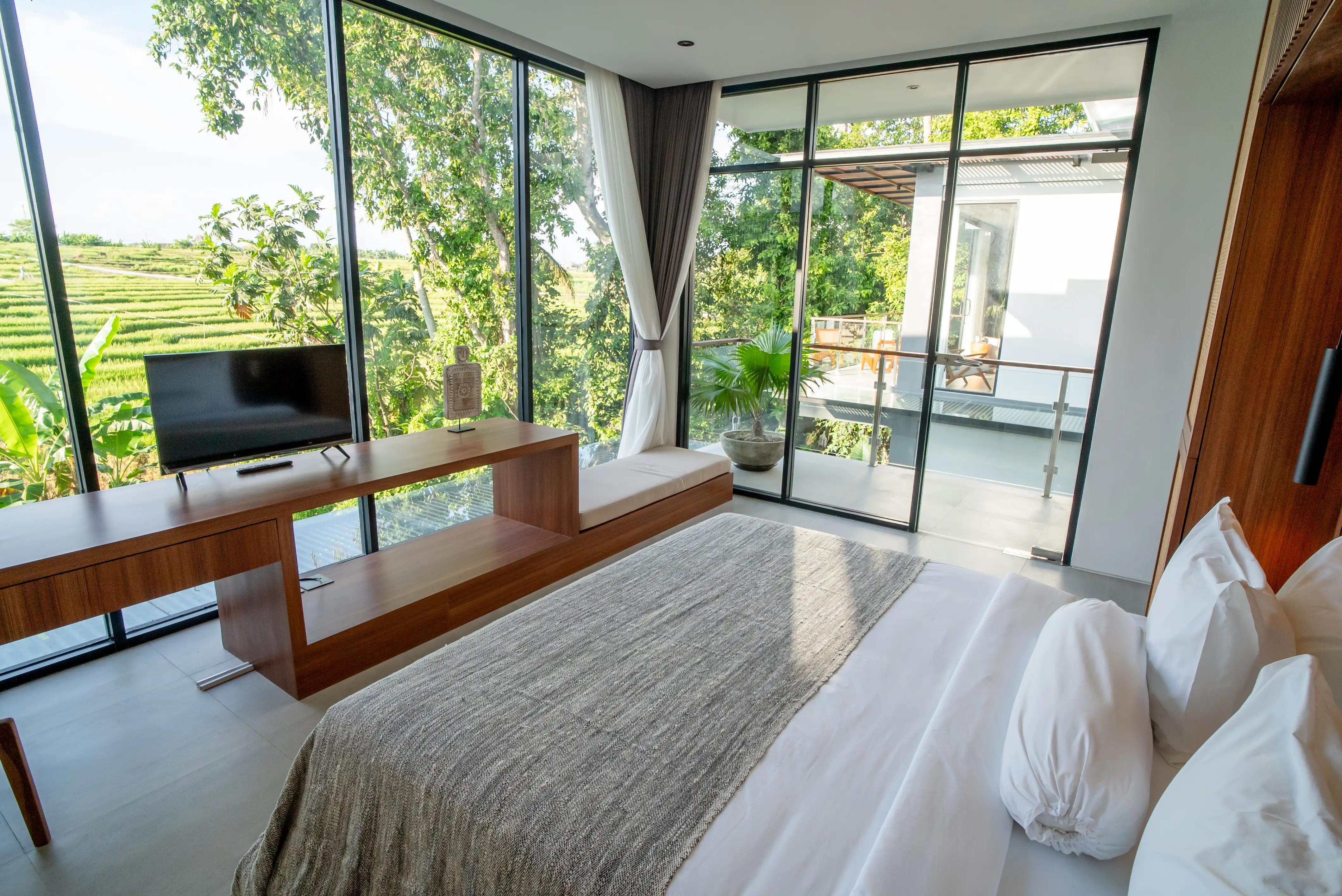 Villa 333m² in Indonesia, Canggu. Priced at 650000$ rent photo-36