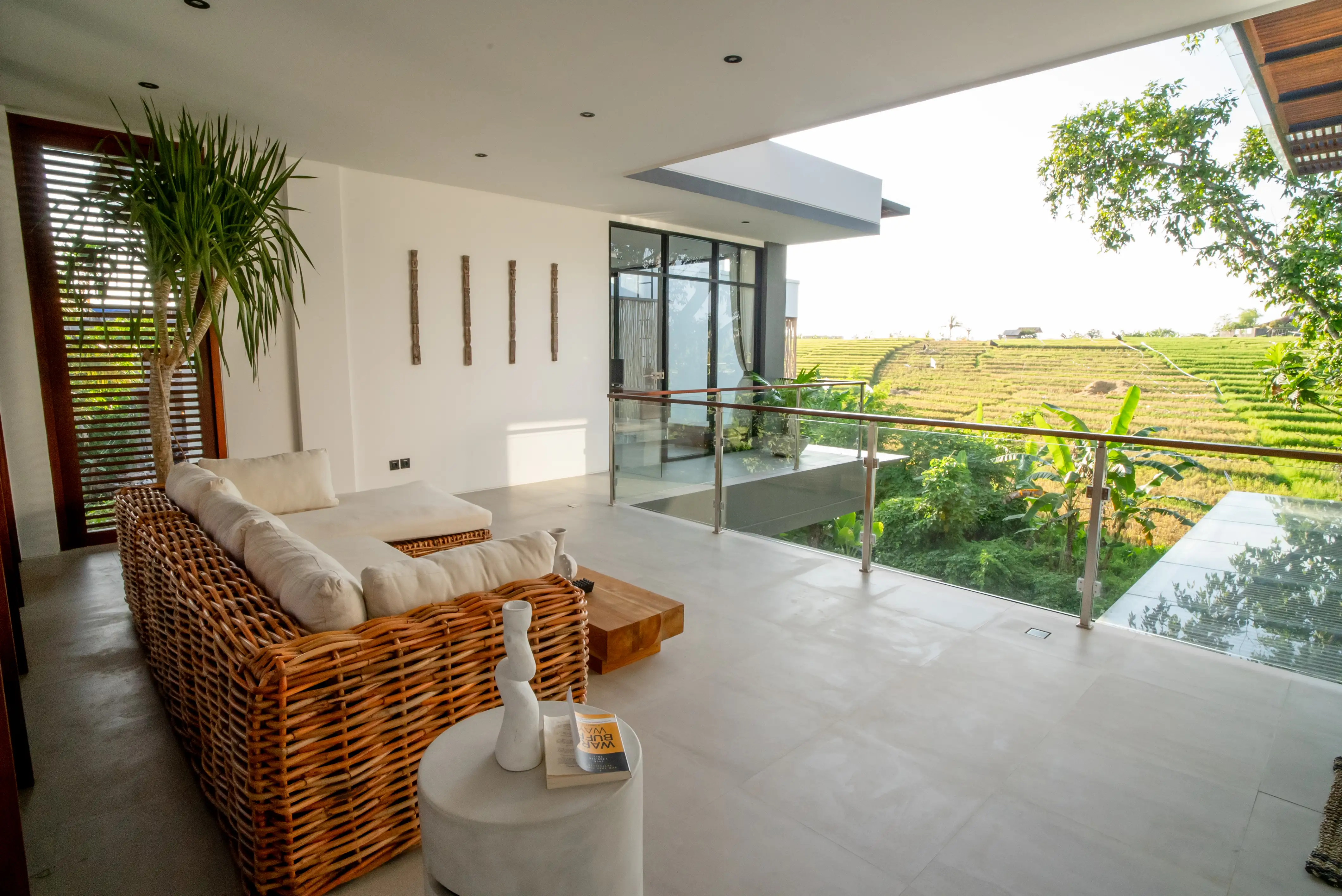 Villa 333m² in Indonesia, Canggu. Priced at 650000$ rent photo-37
