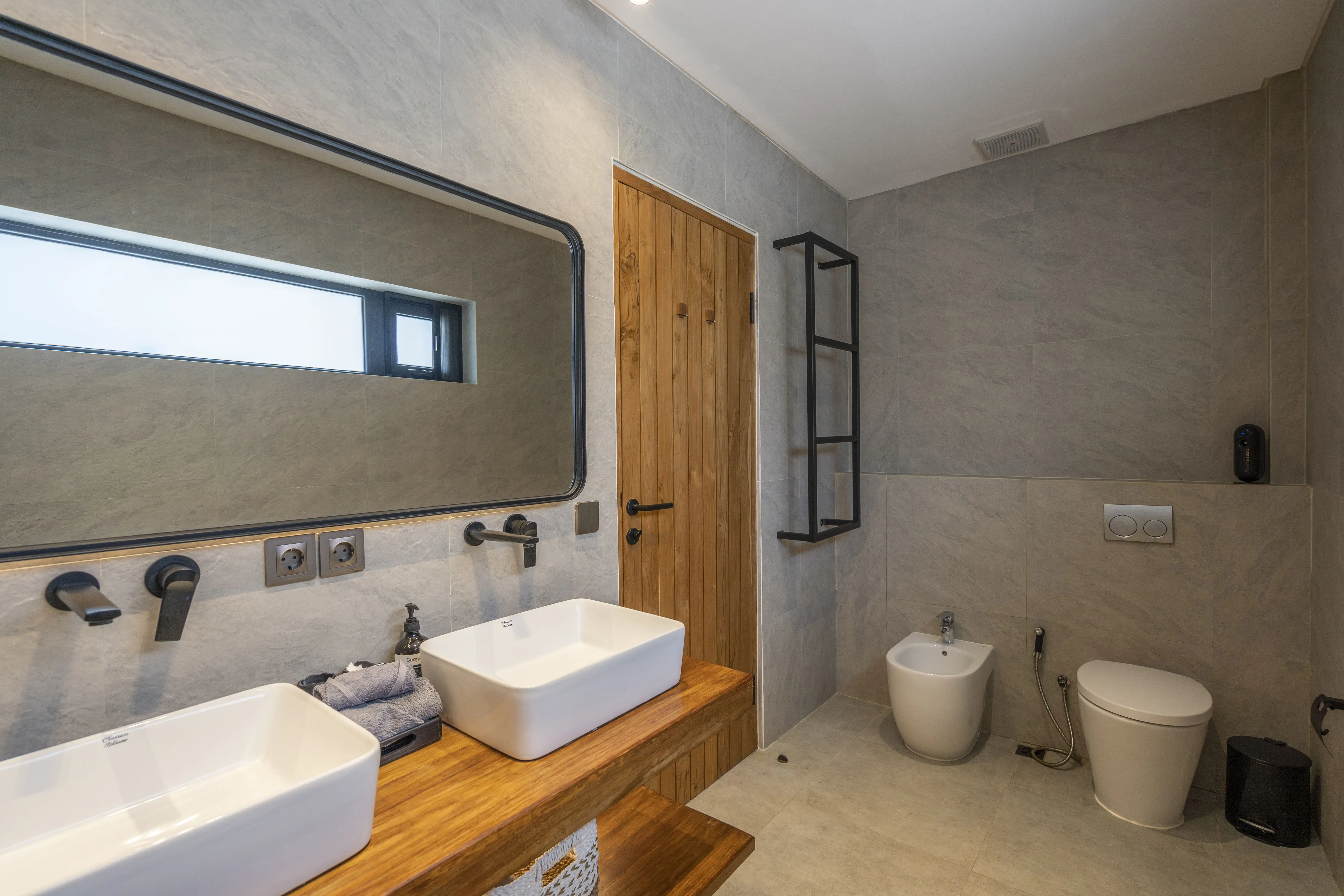 Villa 260m² in Indonesia, Canggu. Priced at 840000$ rent photo-6