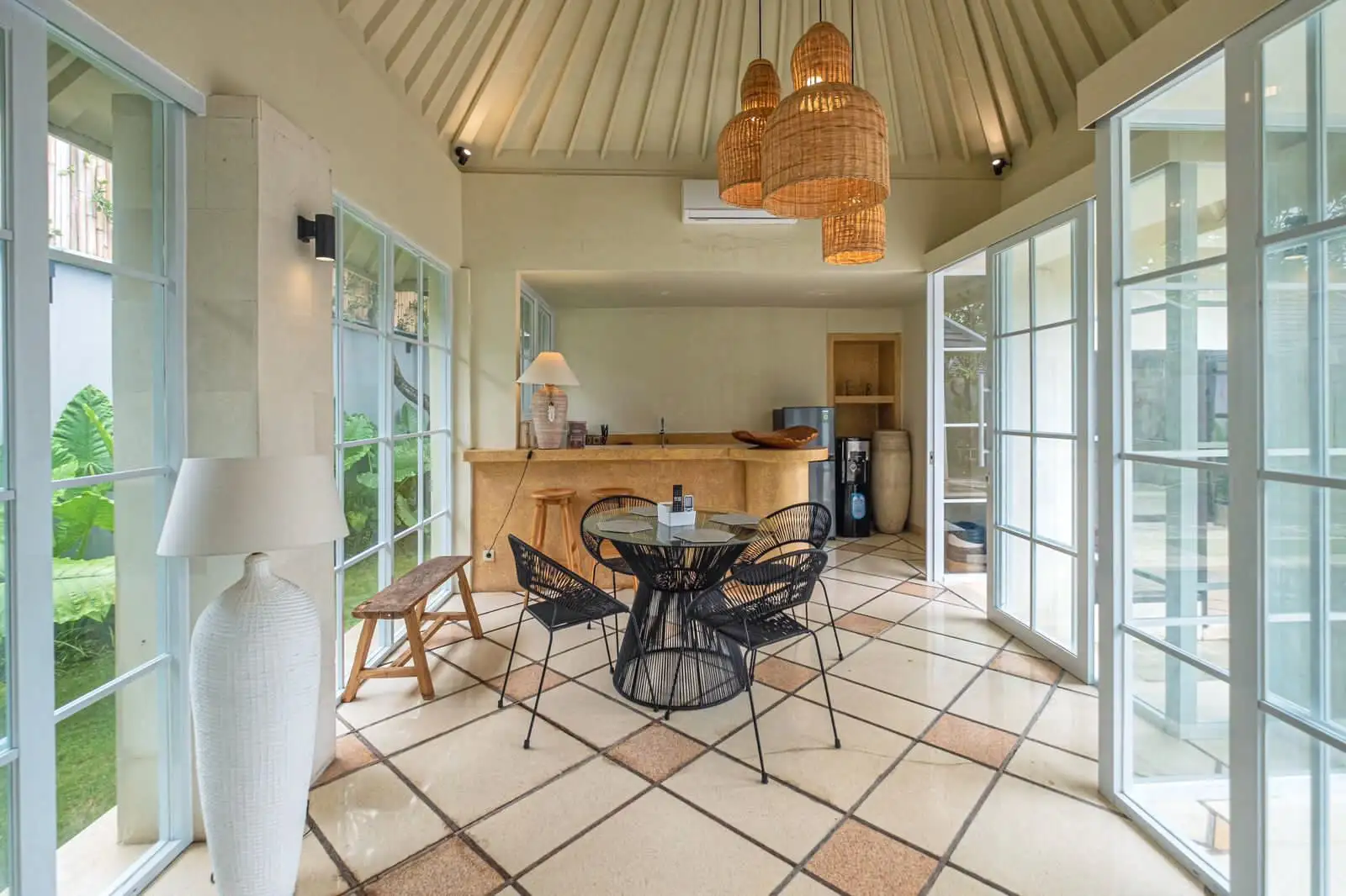 Villa 158m² in Indonesia, Seminyak. Priced at 258493$ rent photo-18