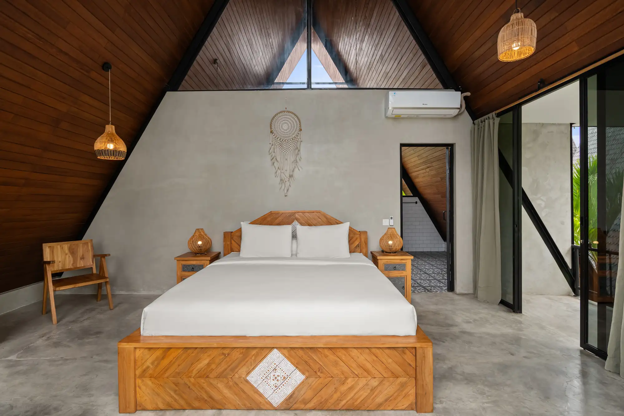 Villa 120m² in Indonesia, Canggu. Priced at 225000$ rent photo-13
