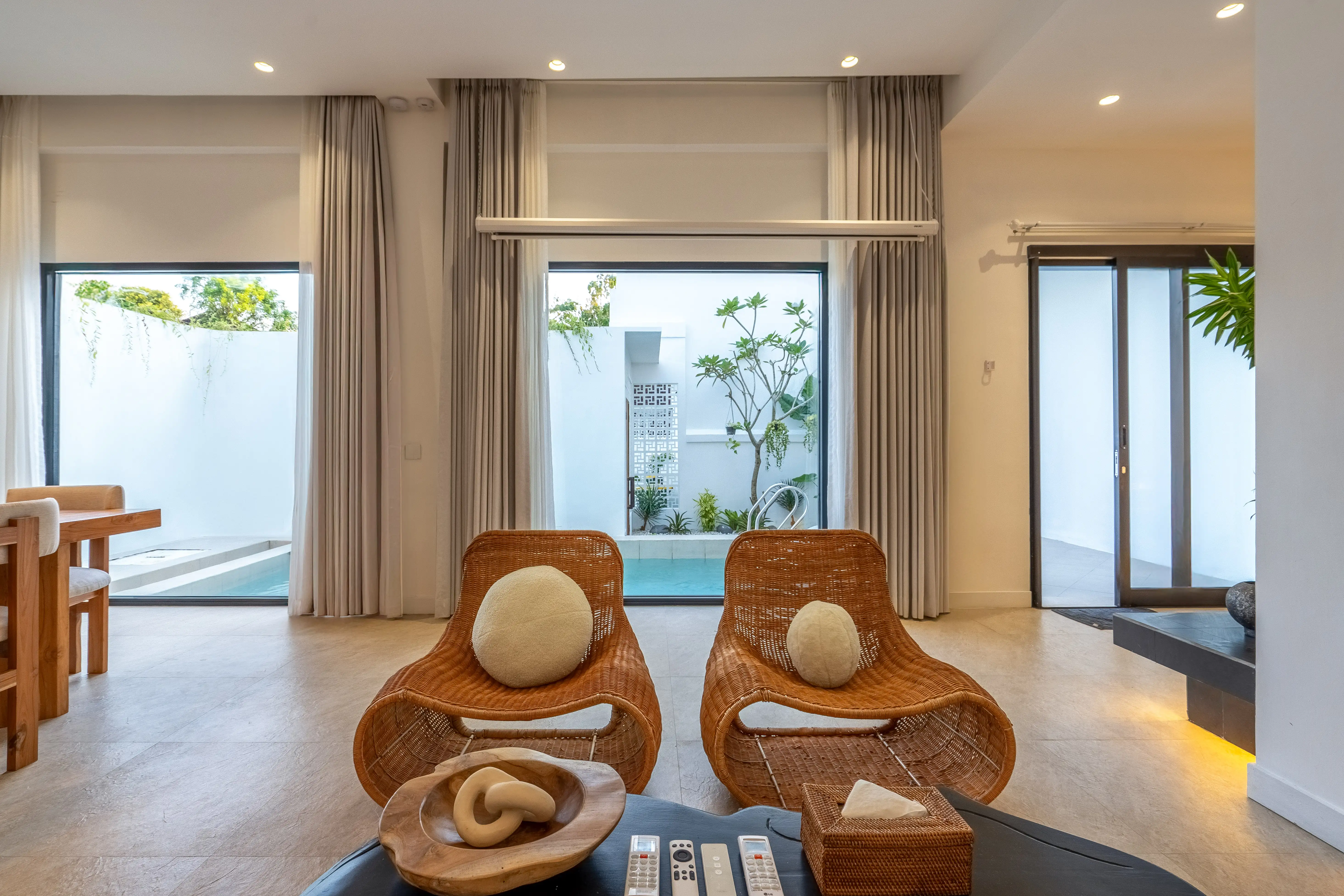 Villa 239m² in Indonesia, Bukit. Priced at 384000$ rent photo-22