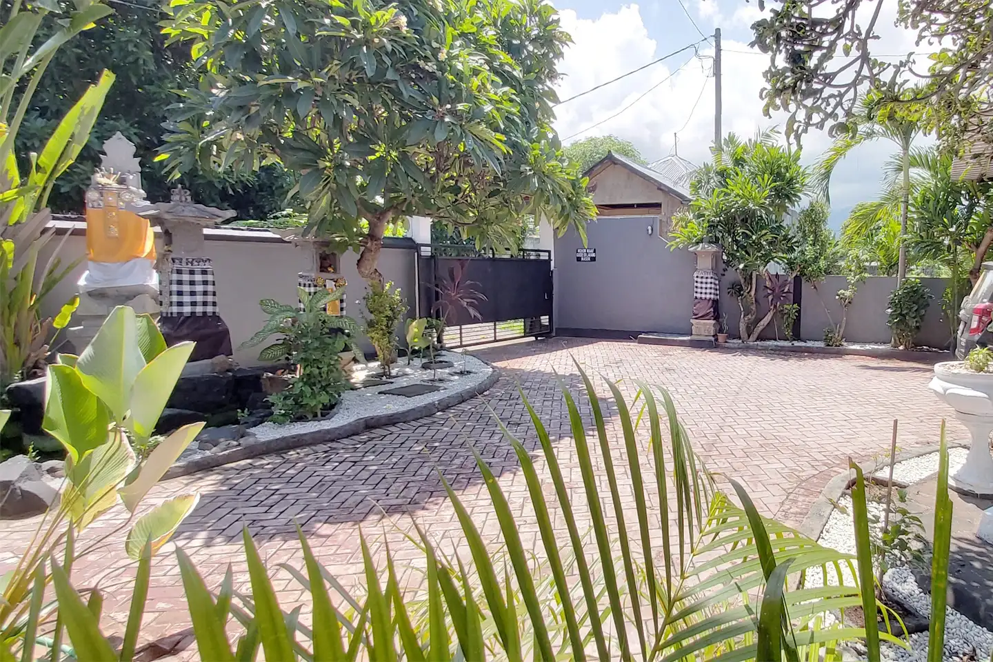 Other Properties 500m² in Indonesia, Lovina. Priced at 360000$ rent photo-15