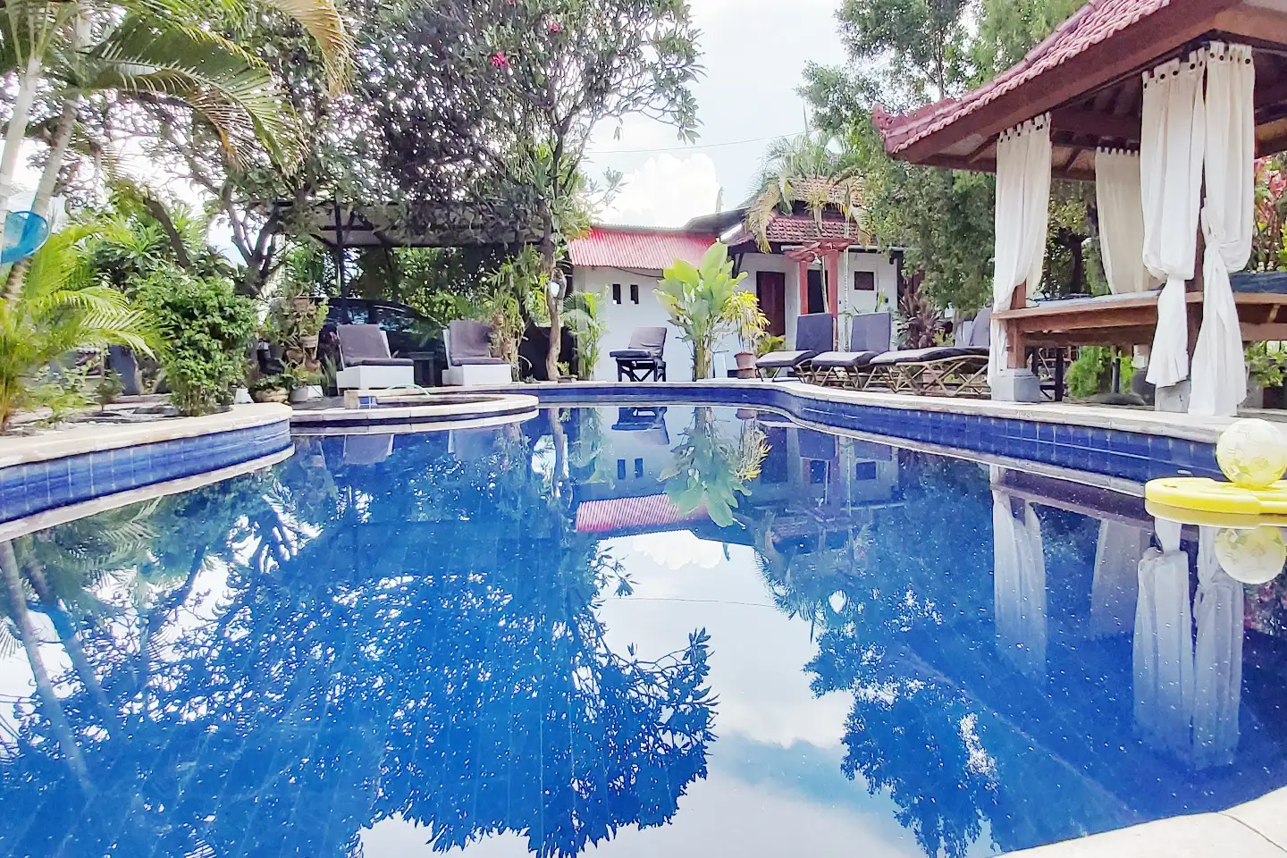 Other Properties 500m² in Indonesia, Lovina. Priced at 360000$ rent photo-19