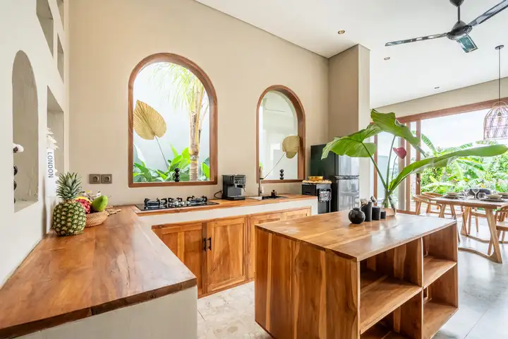 Villa 125m² in Indonesia, Canggu. Priced at 189000$ rent photo-12