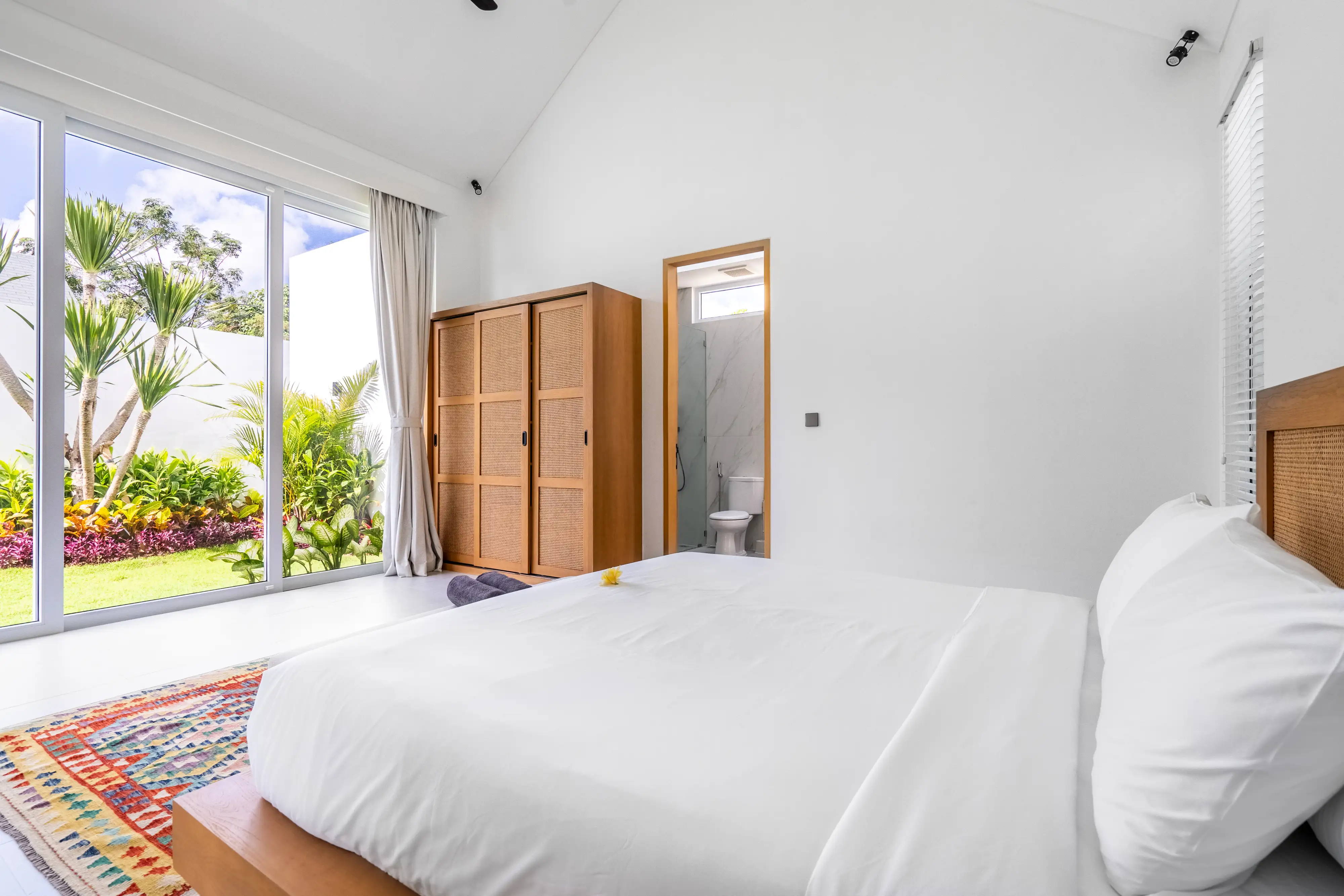 Villa 225m² in Indonesia, Bukit. Priced at 499000$ rent photo-11