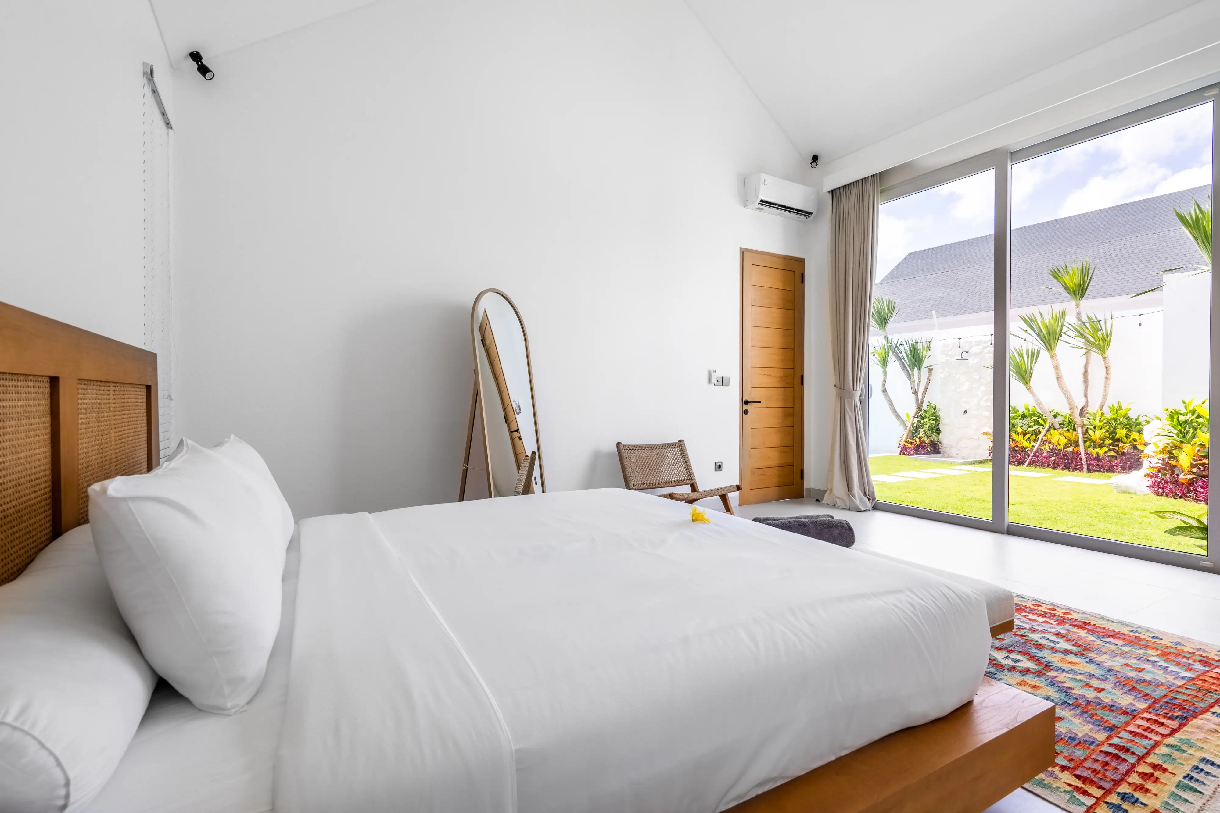Villa 225m² in Indonesia, Bukit. Priced at 499000$ rent photo-14