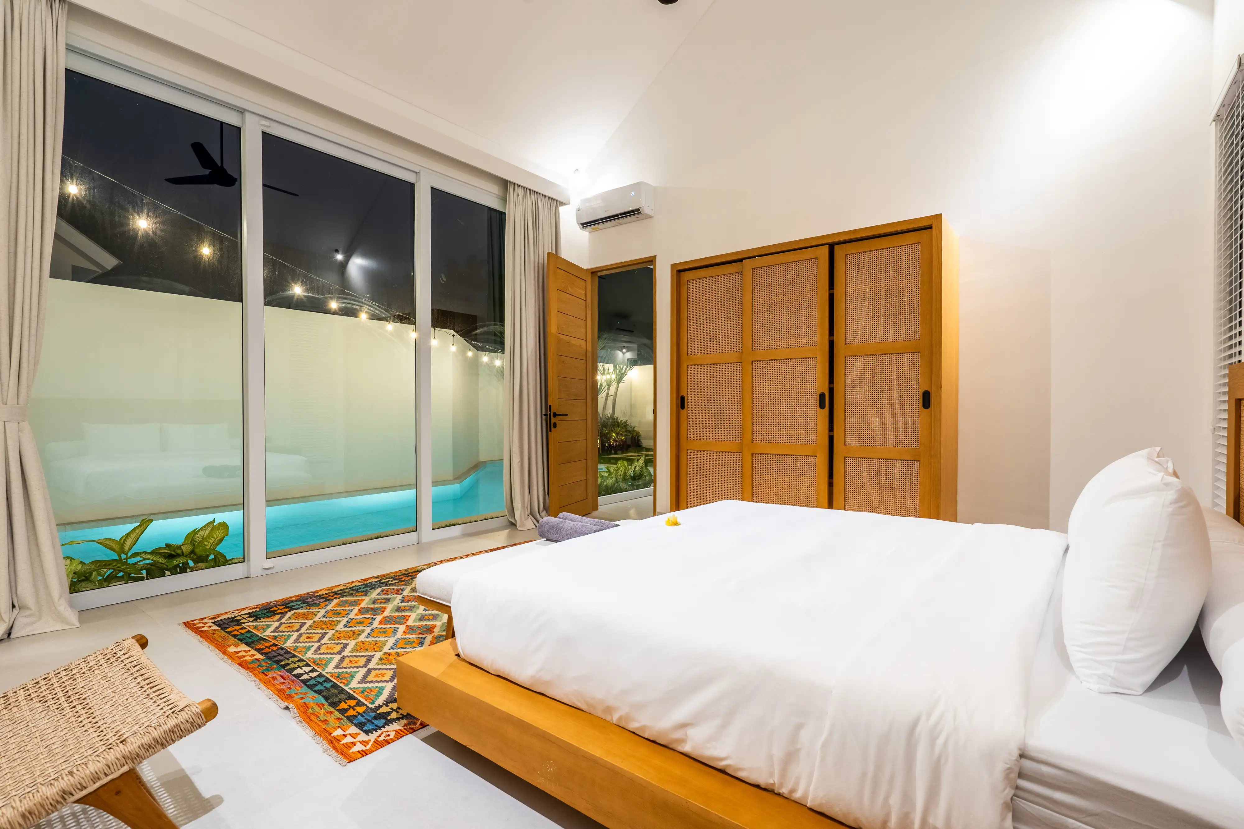 Villa 225m² in Indonesia, Bukit. Priced at 499000$ rent photo-18