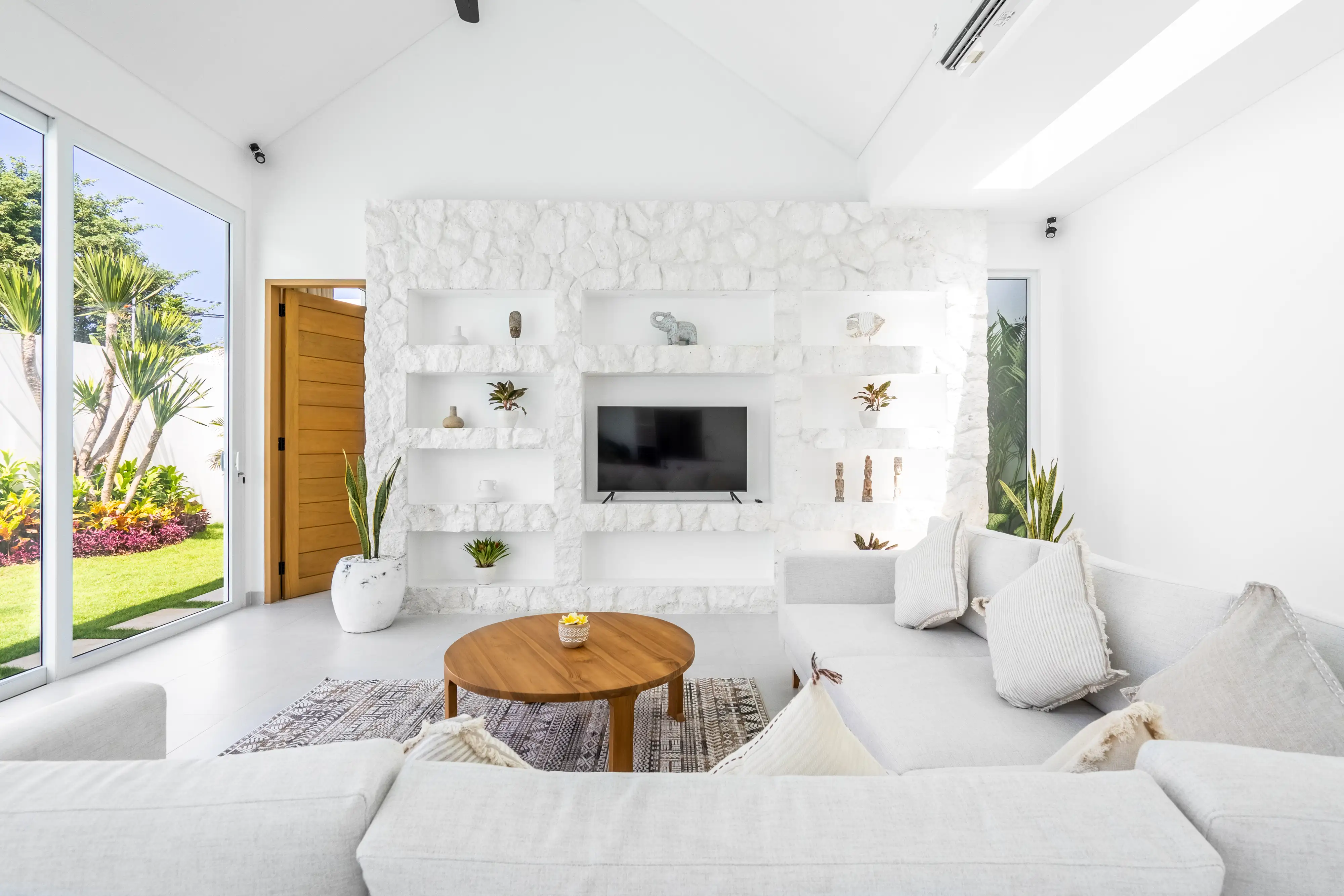 Villa 225m² in Indonesia, Bukit. Priced at 499000$ rent photo-29