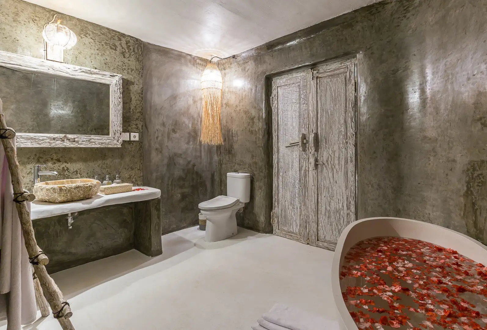Villa 465m² in Indonesia, Canggu. Priced at 670000$ rent photo-8