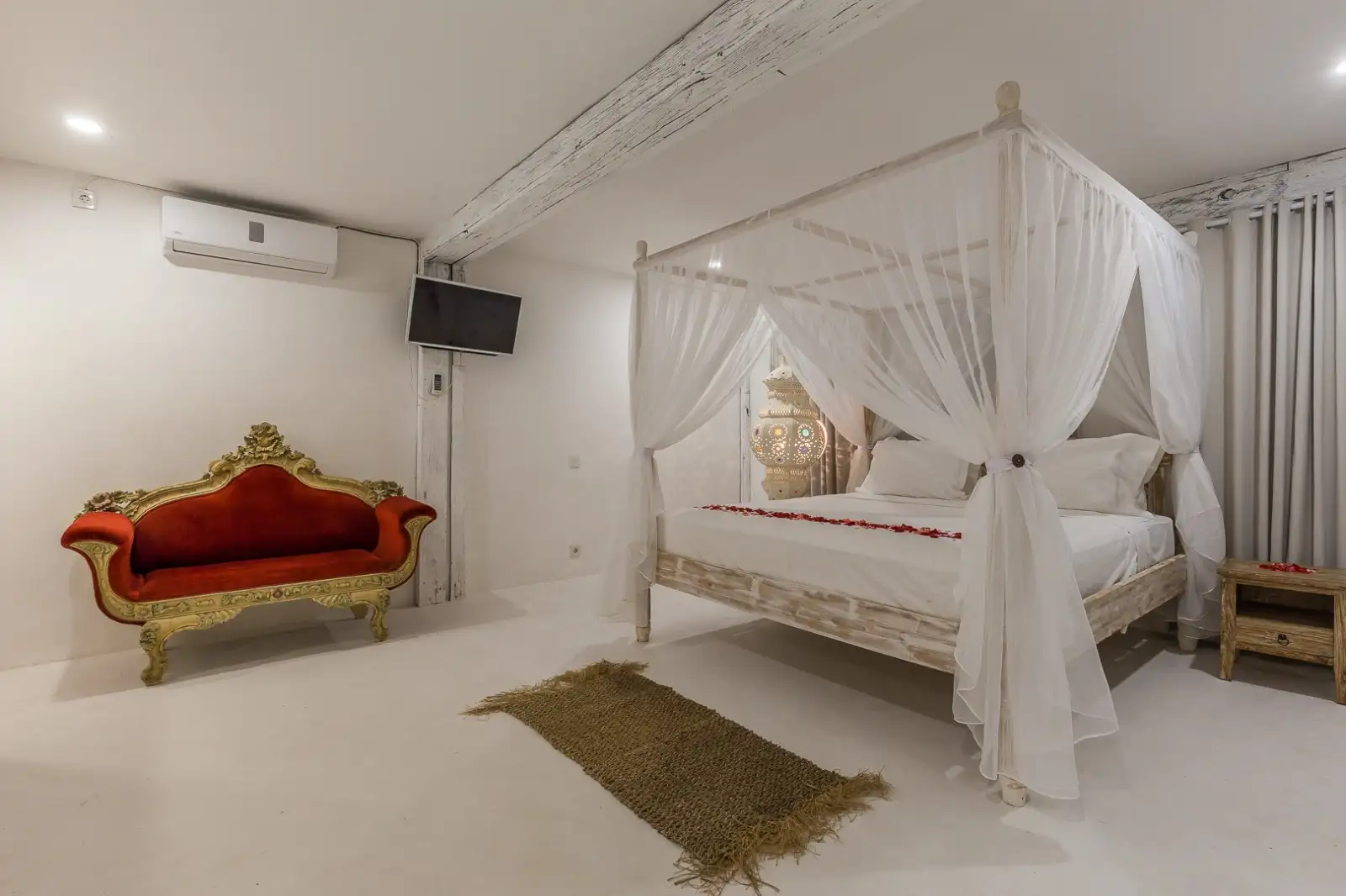 Villa 465m² in Indonesia, Canggu. Priced at 670000$ rent photo-10