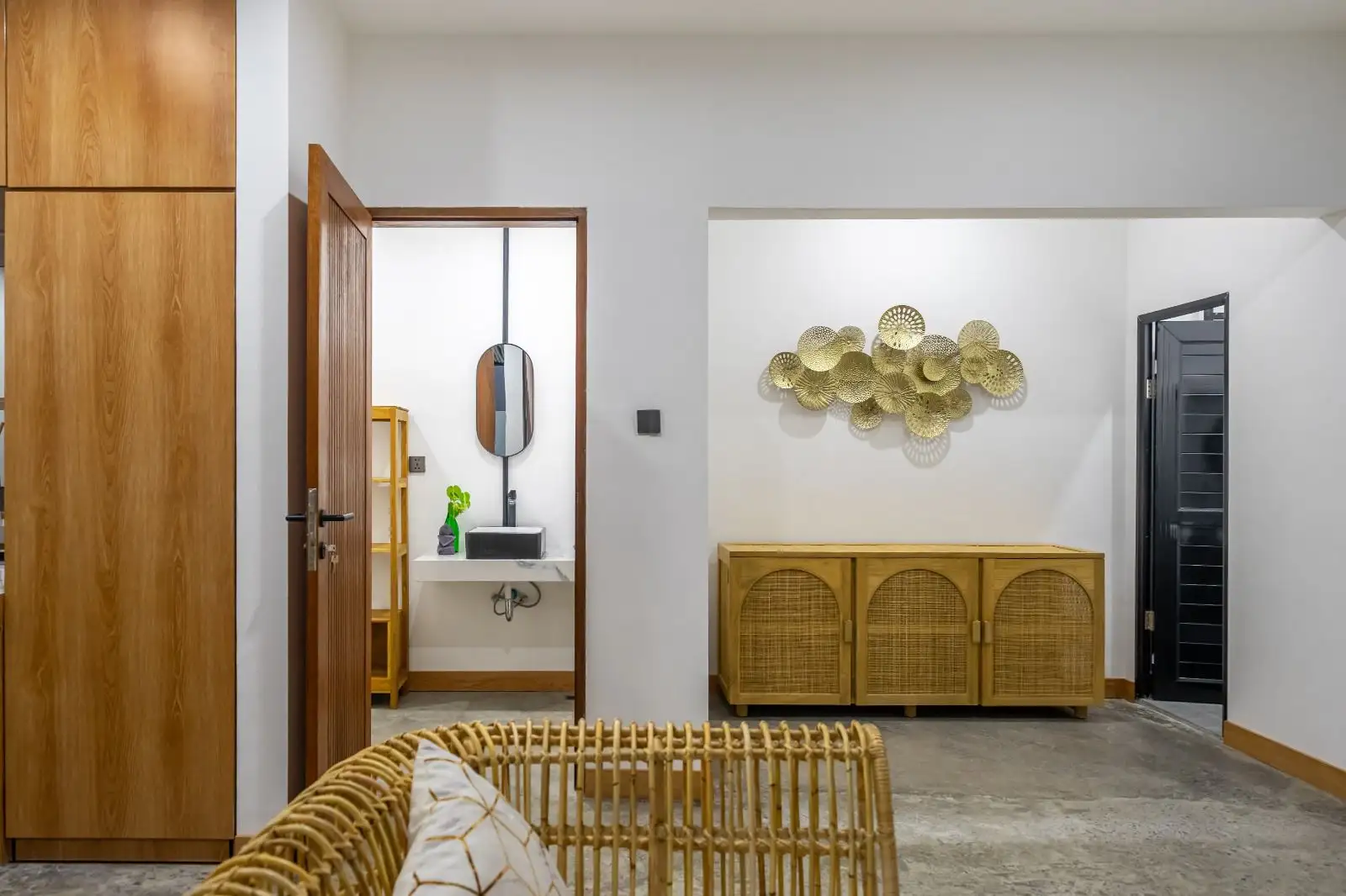 Villa 156m² in Indonesia, Umalas. Priced at 335000$ rent photo-1