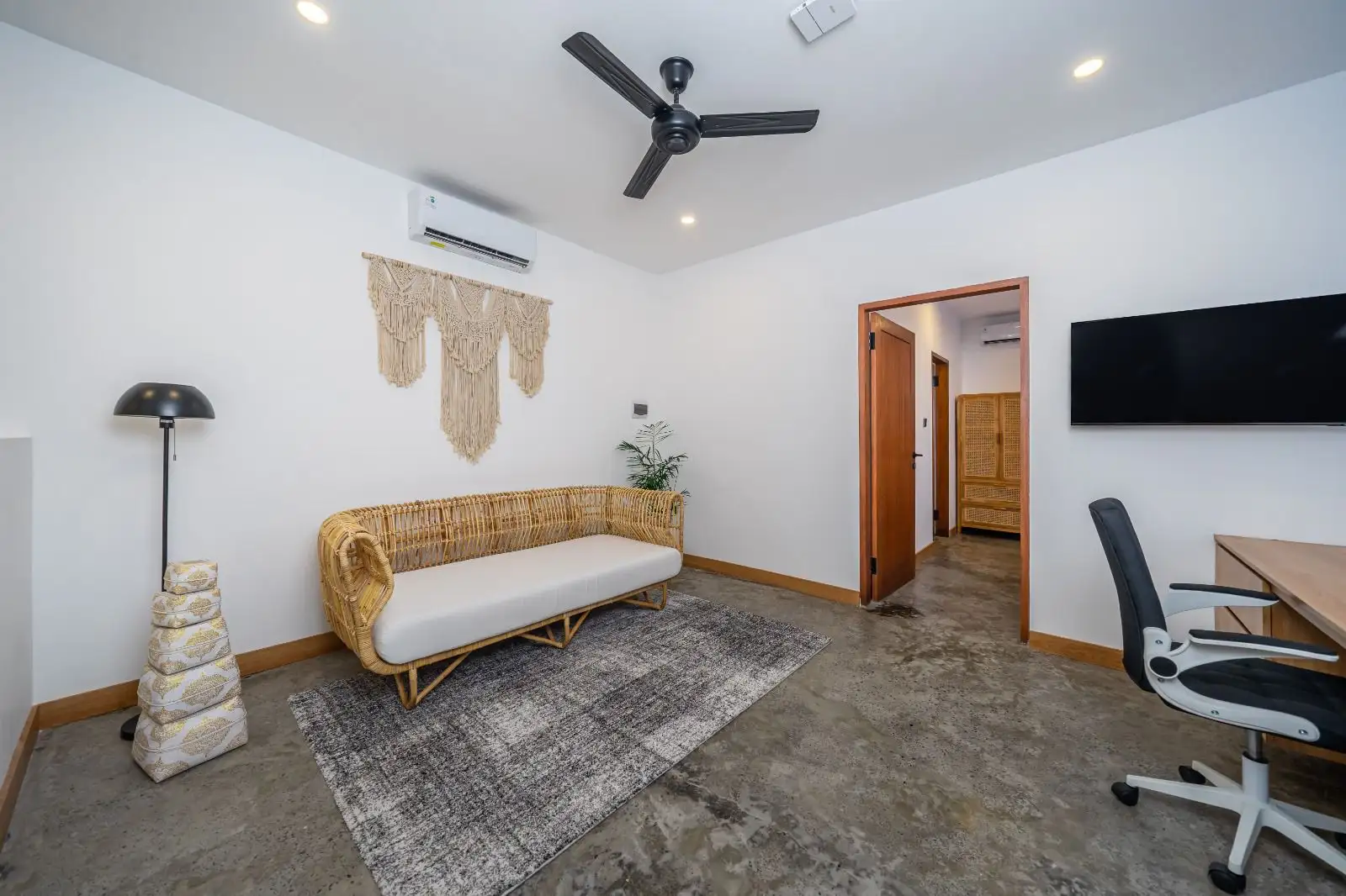 Villa 156m² in Indonesia, Umalas. Priced at 335000$ rent photo-12