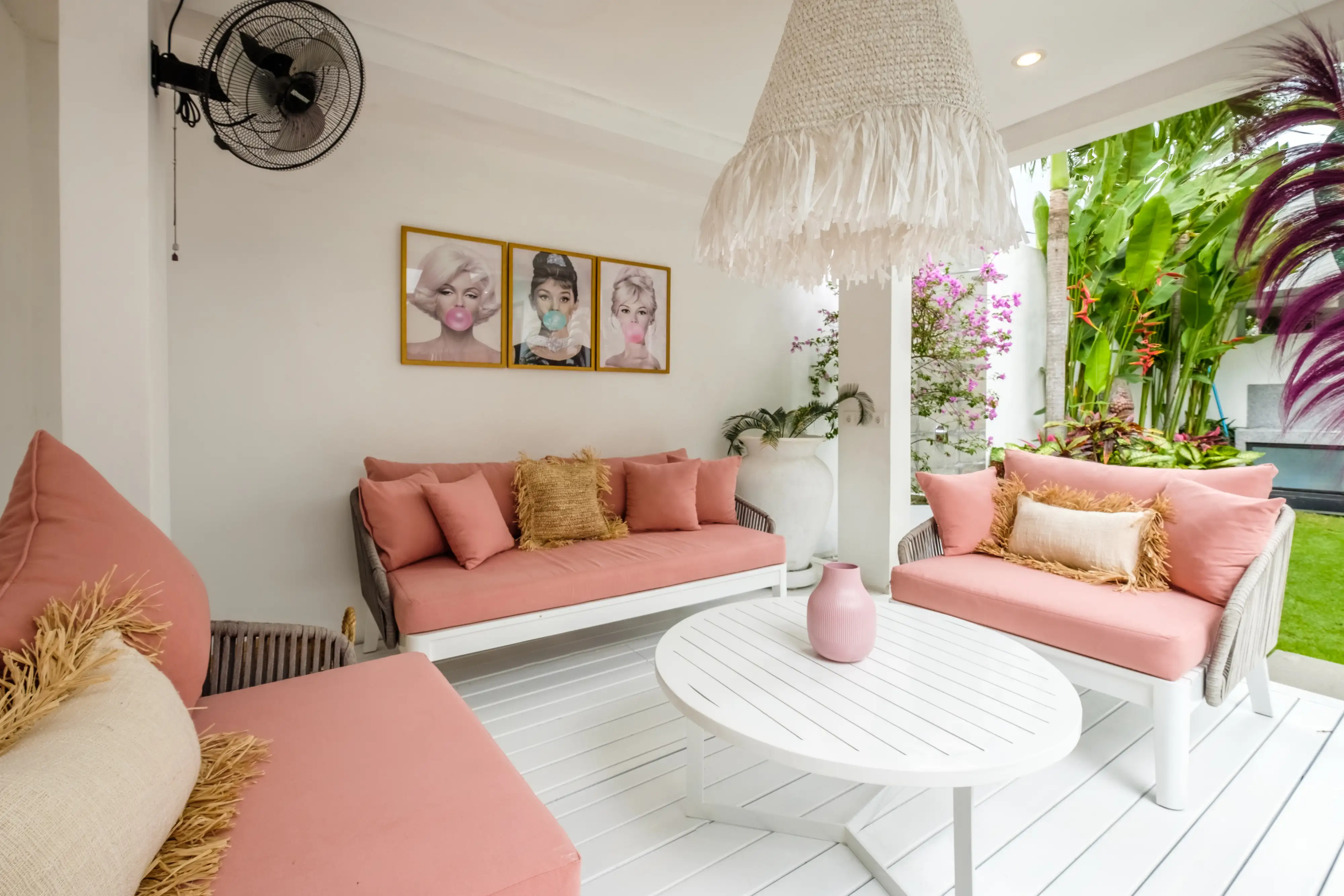 Villa 250m² in Indonesia, Canggu. Priced at 695000$ rent photo-12