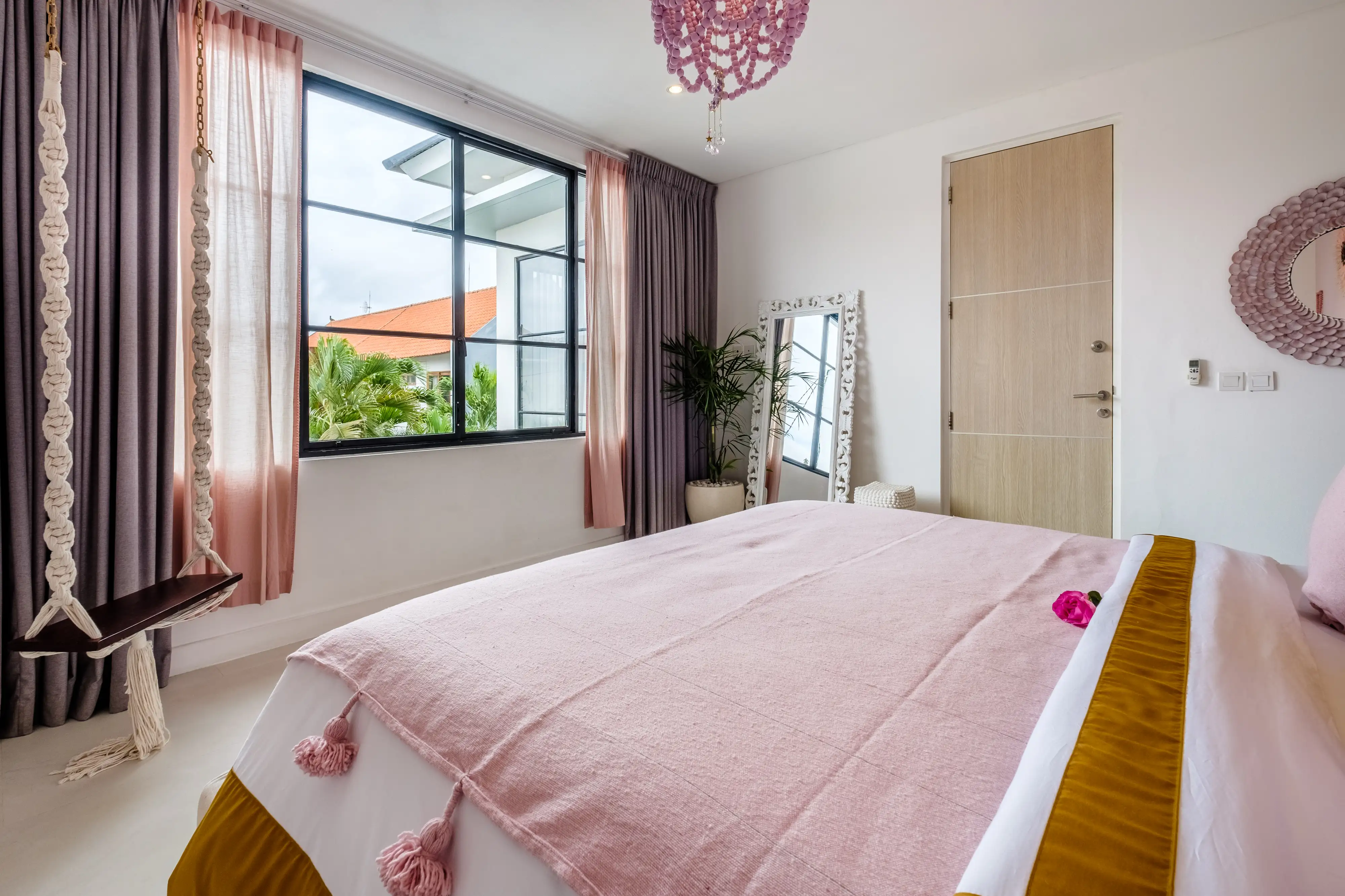 Villa 250m² in Indonesia, Canggu. Priced at 695000$ rent photo-19