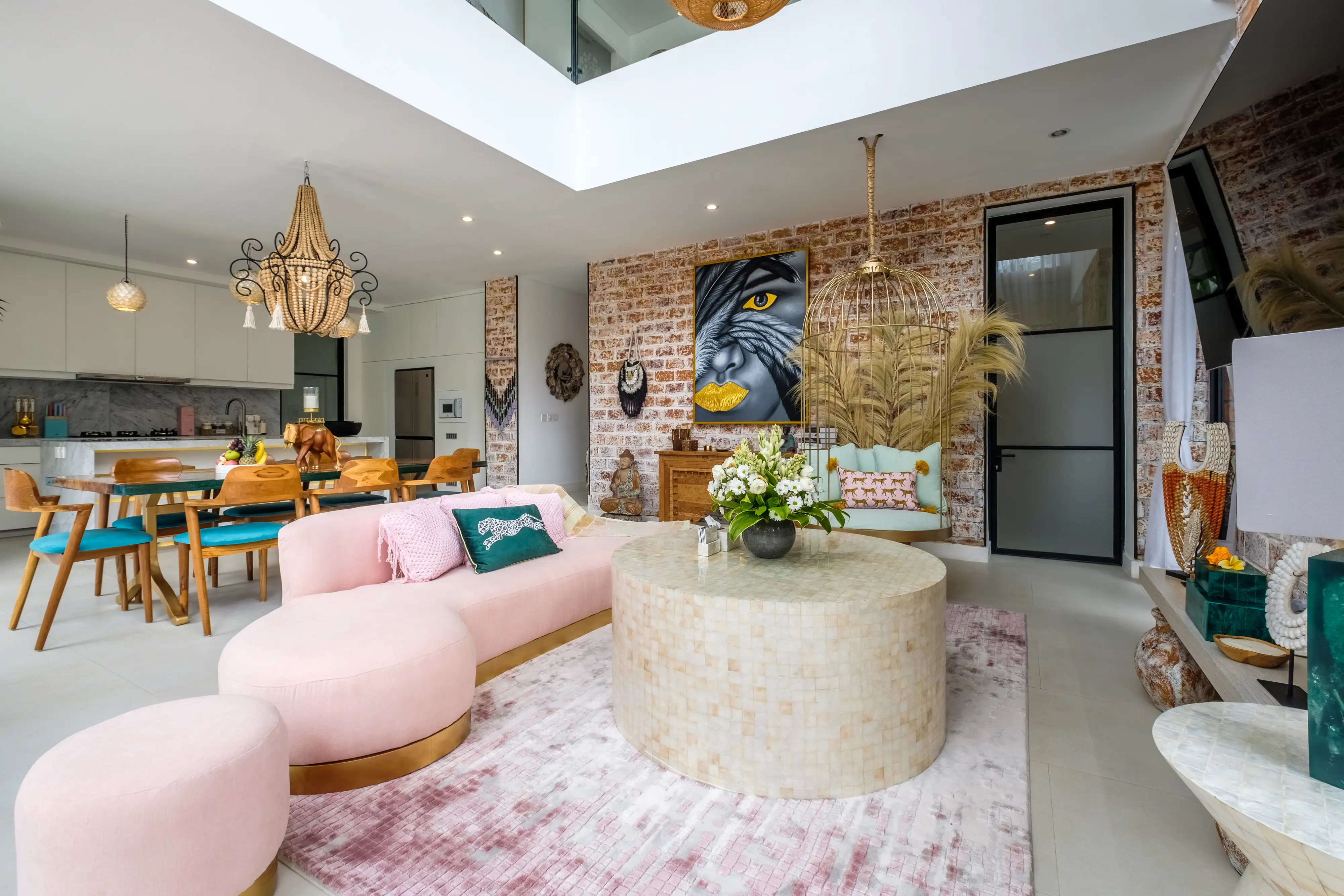 Villa 250m² in Indonesia, Canggu. Priced at 695000$ rent photo-37