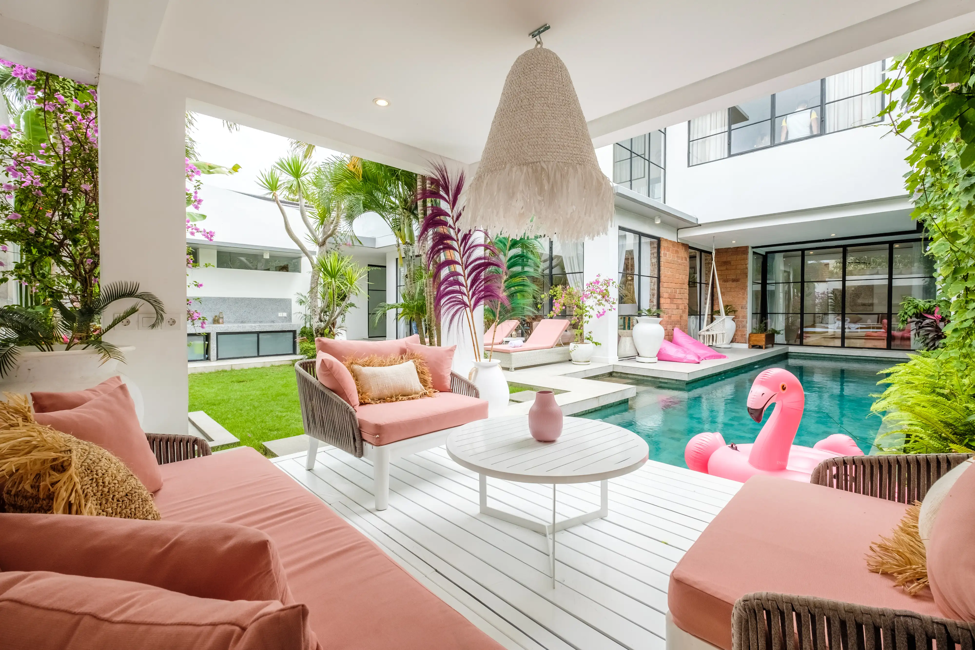 Villa 250m² in Indonesia, Canggu. Priced at 695000$ rent photo-40