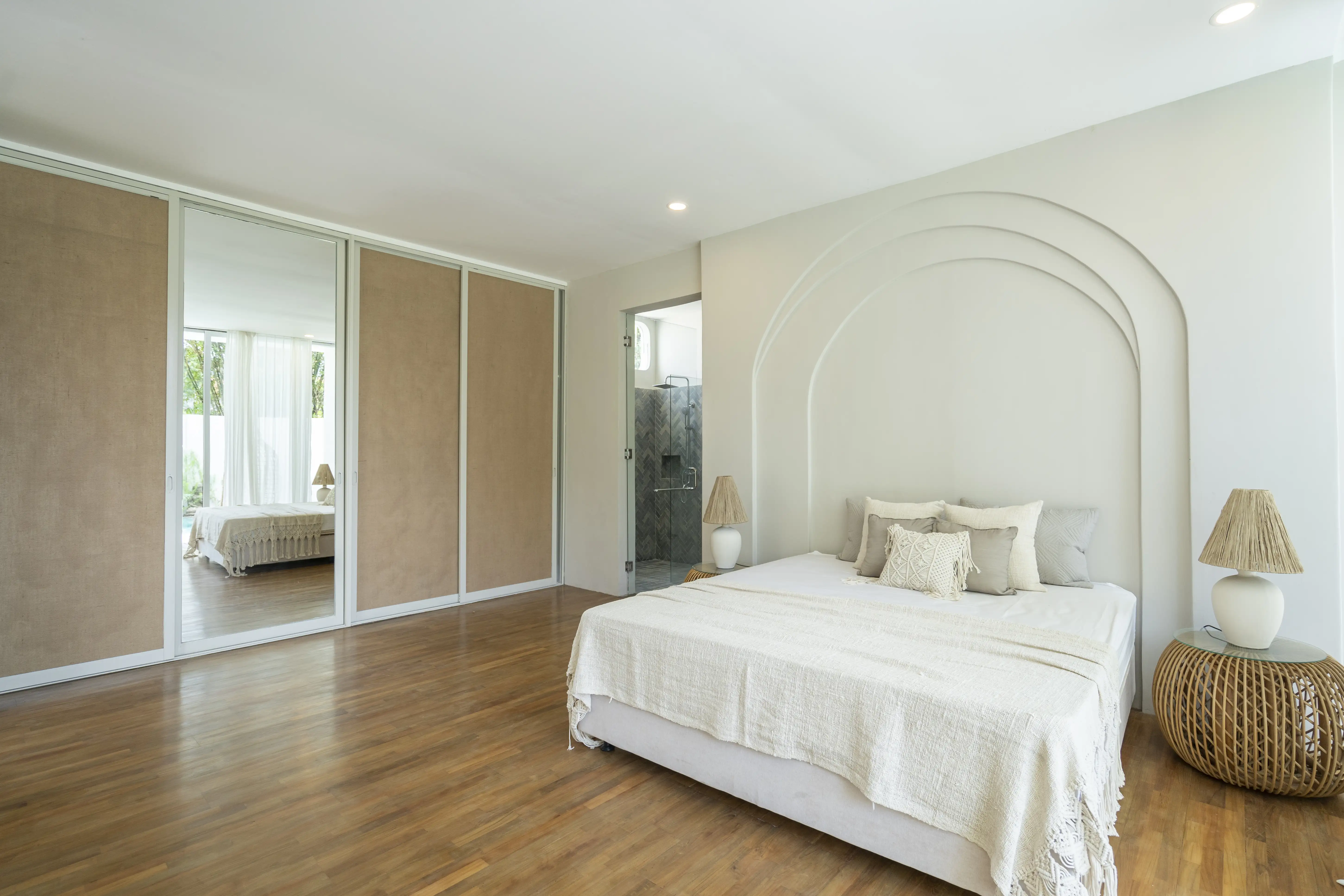 Villa 400m² in Indonesia, Umalas. Priced at 899000$ rent photo-15