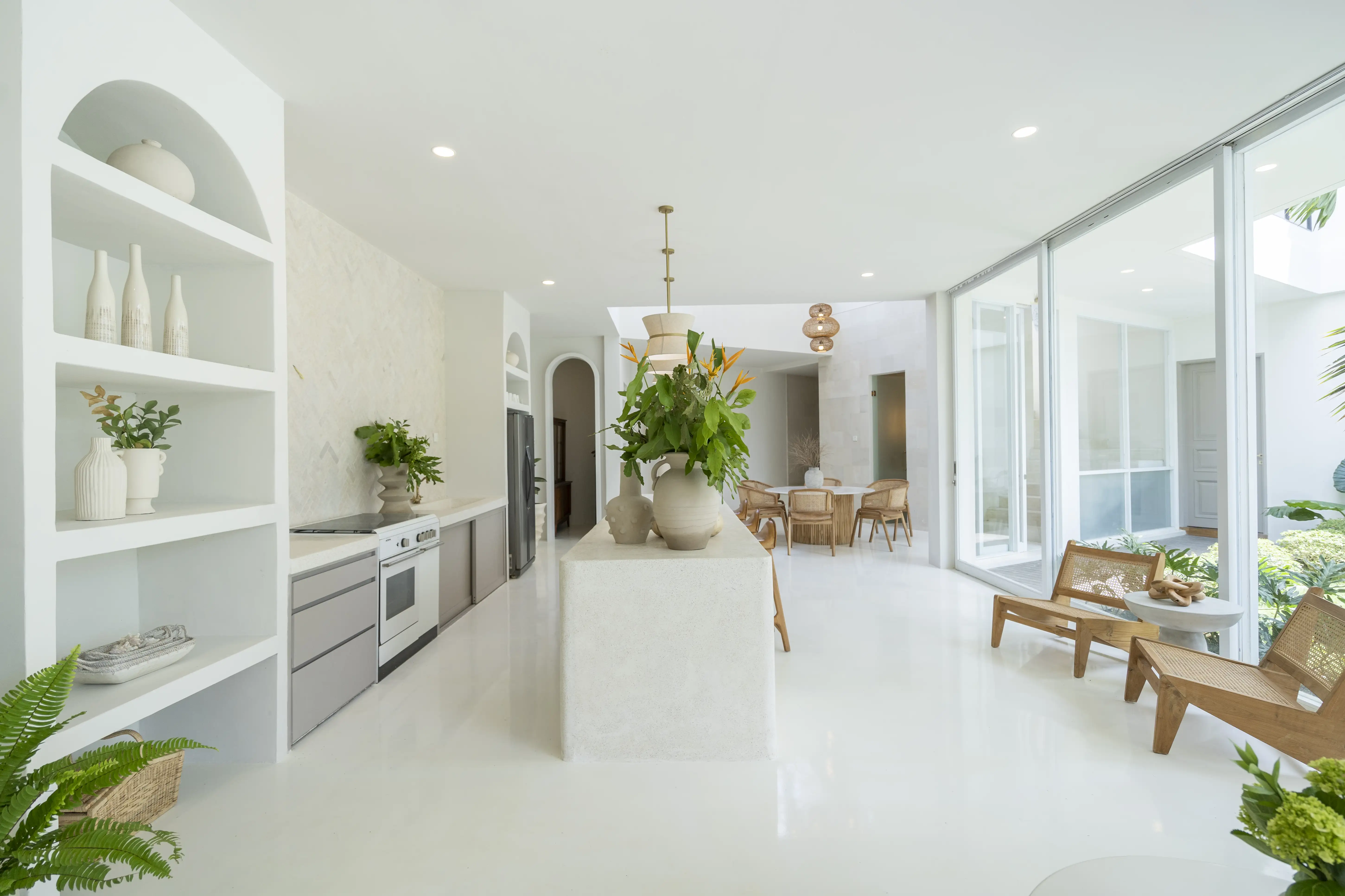 Villa 400m² in Indonesia, Umalas. Priced at 899000$ rent photo-21