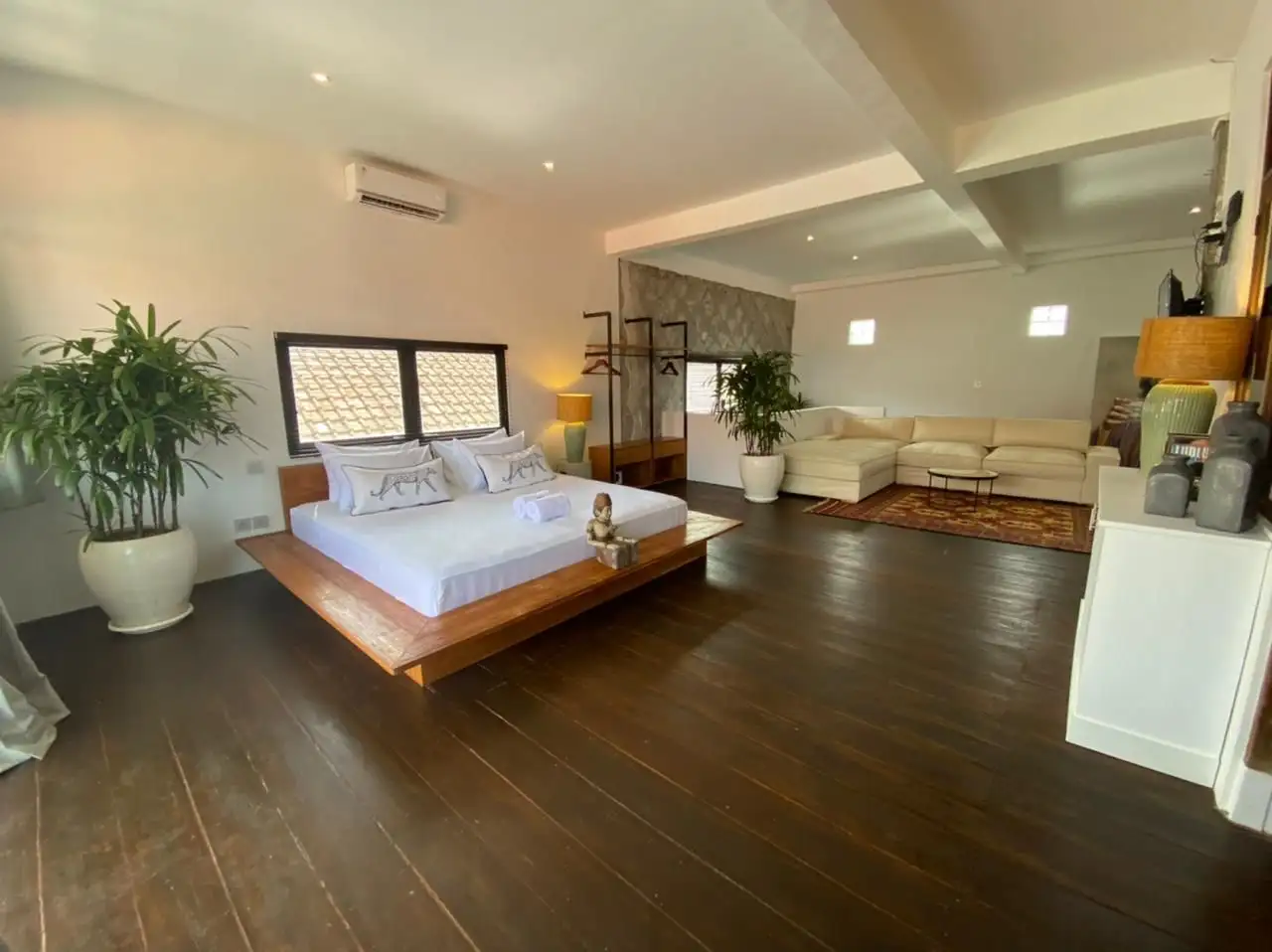 Flat 120m² in Indonesia, Canggu. Priced at 142000$ rent photo-6