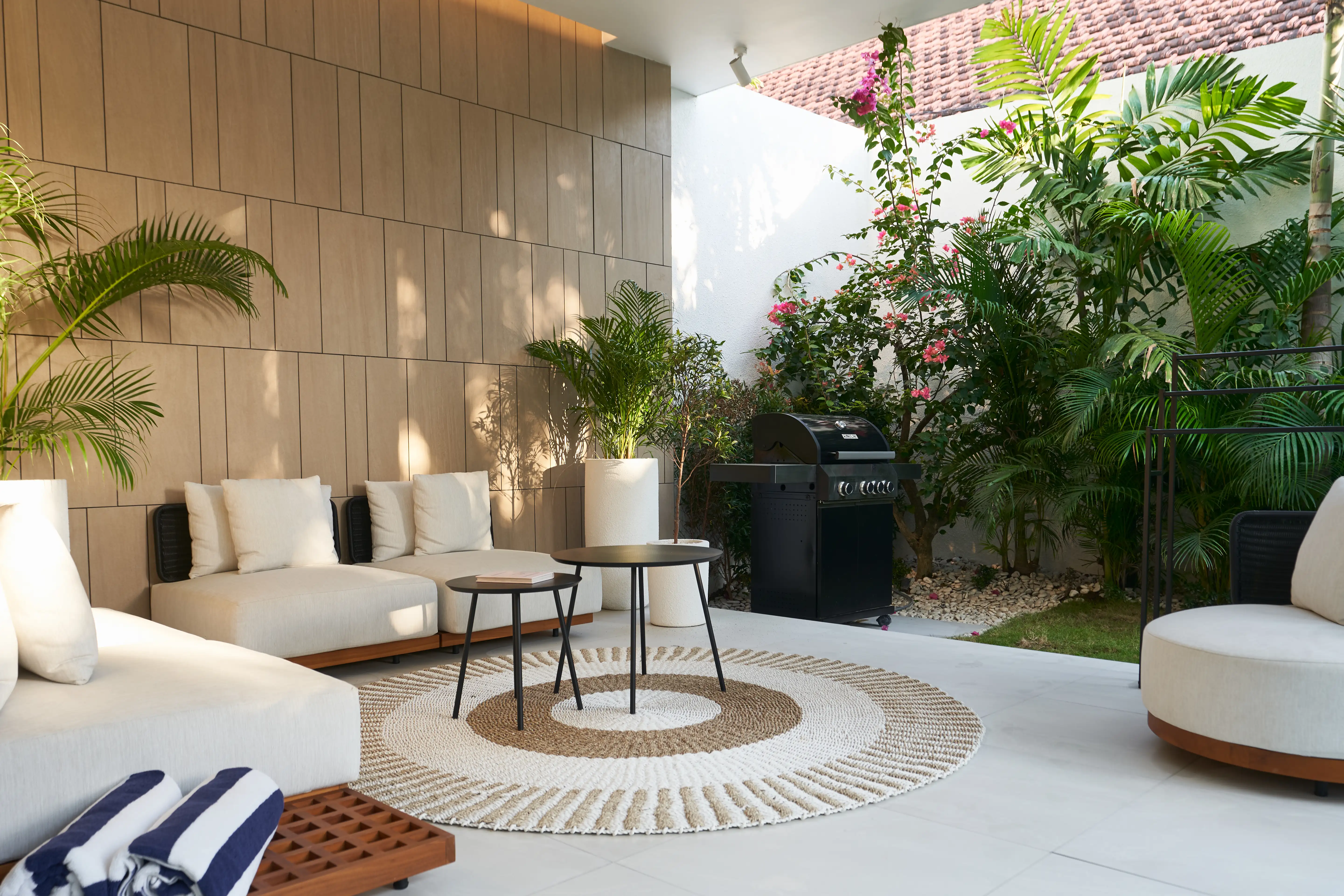 Villa 250m² in Indonesia, Canggu. Priced at 690000$ rent photo-3