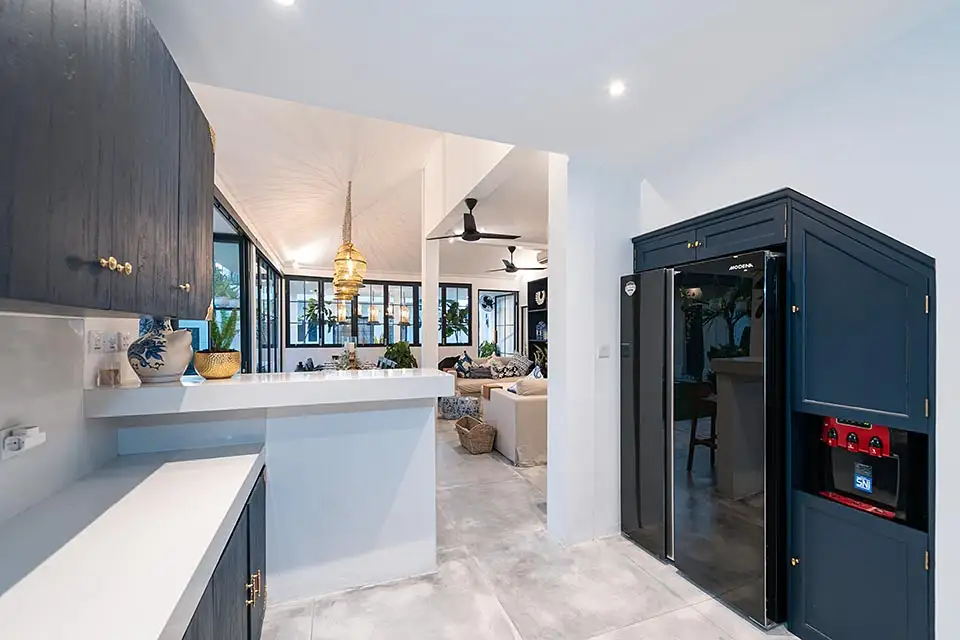 Villa 300m² in Indonesia, Seminyak. Priced at 790000$ rent photo-24