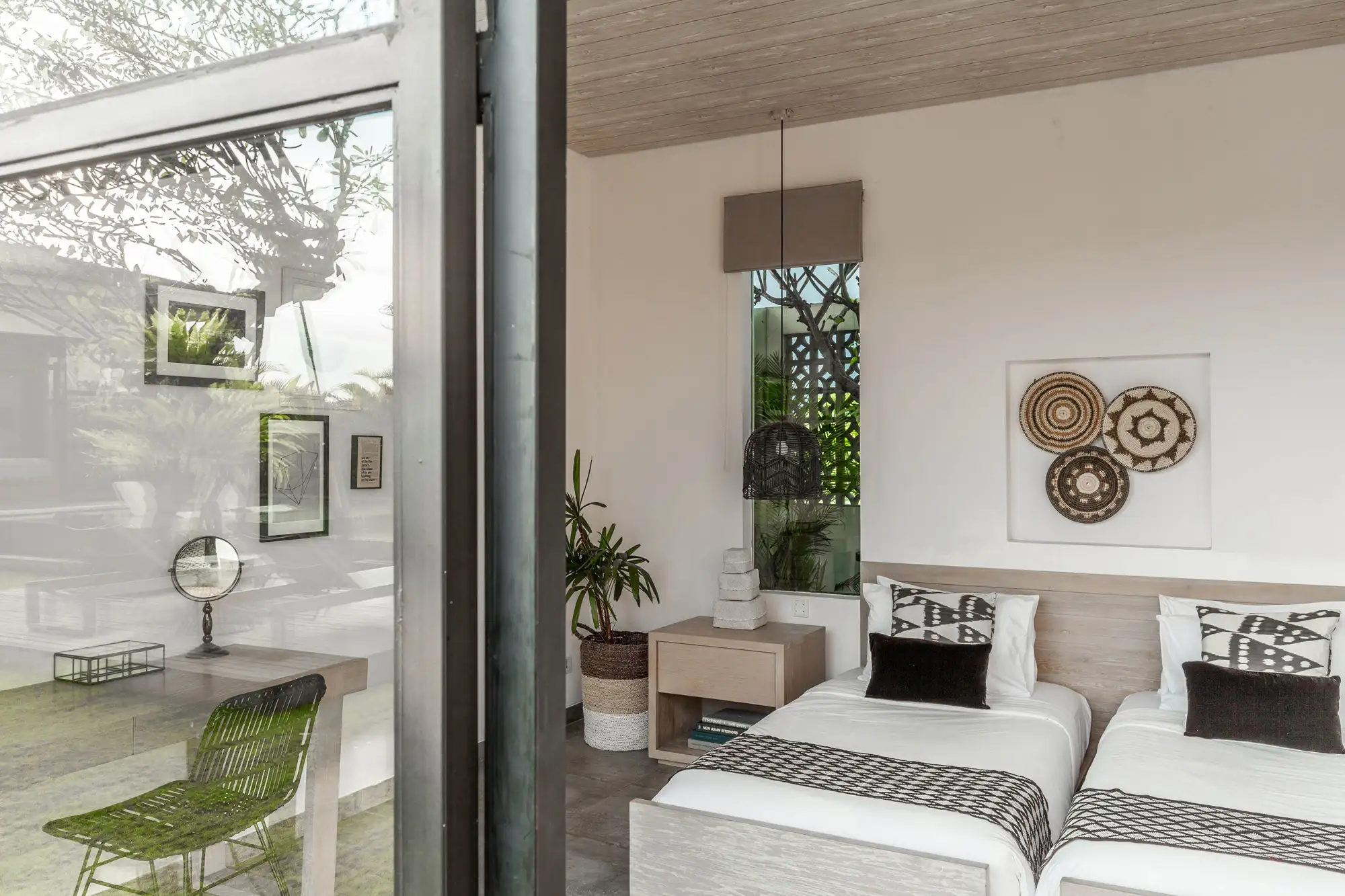 Villa 380m² in Indonesia, Canggu. Priced at 1600000$ rent photo-9