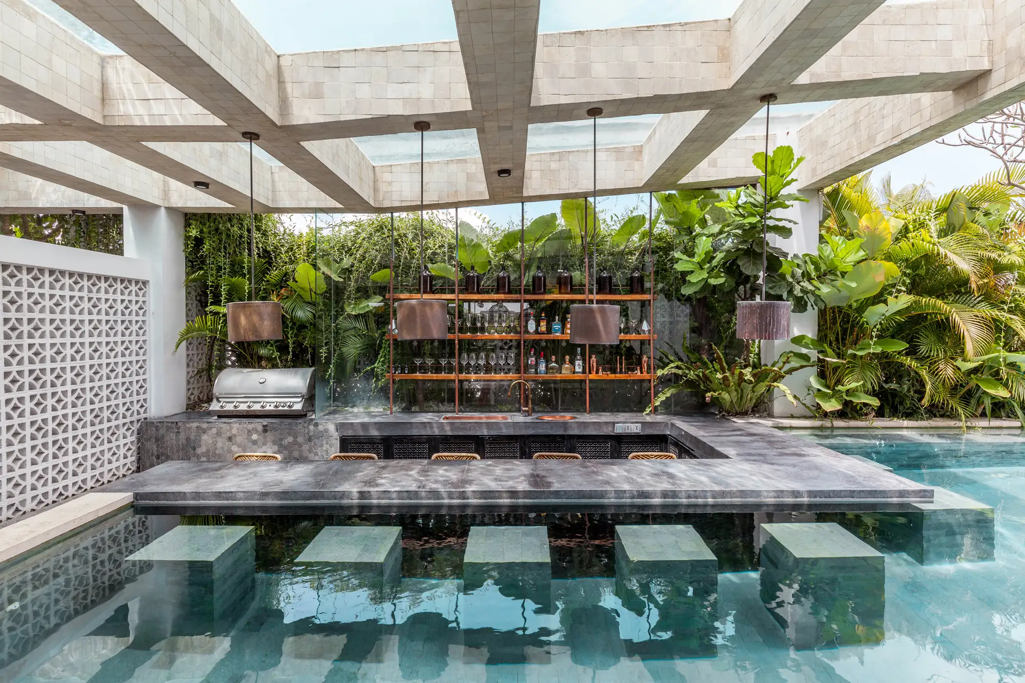 Villa 380m² in Indonesia, Canggu. Priced at 1600000$ rent photo-32
