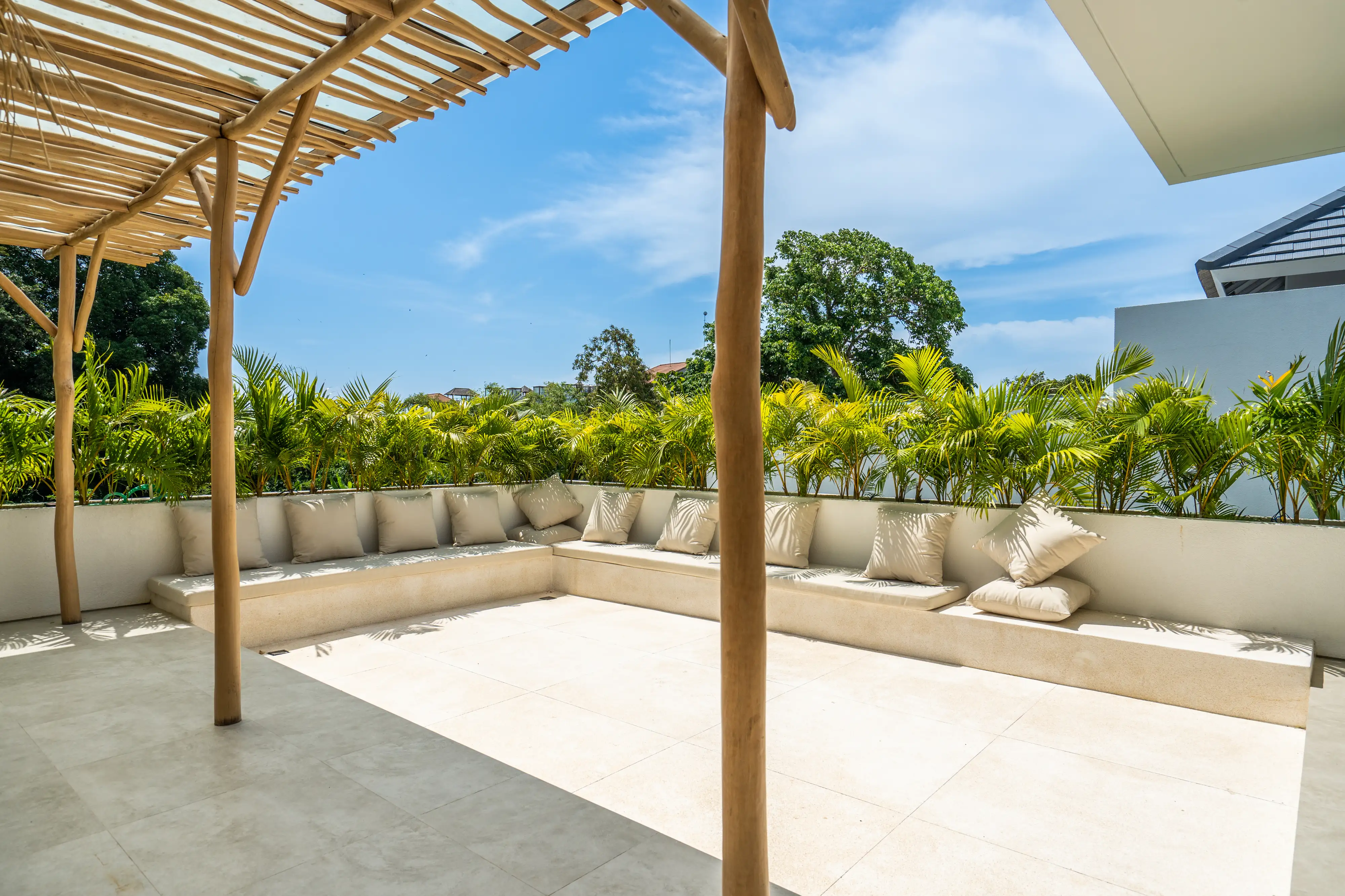 Villa 430m² in Indonesia, Umalas. Priced at 770000$ rent photo-1