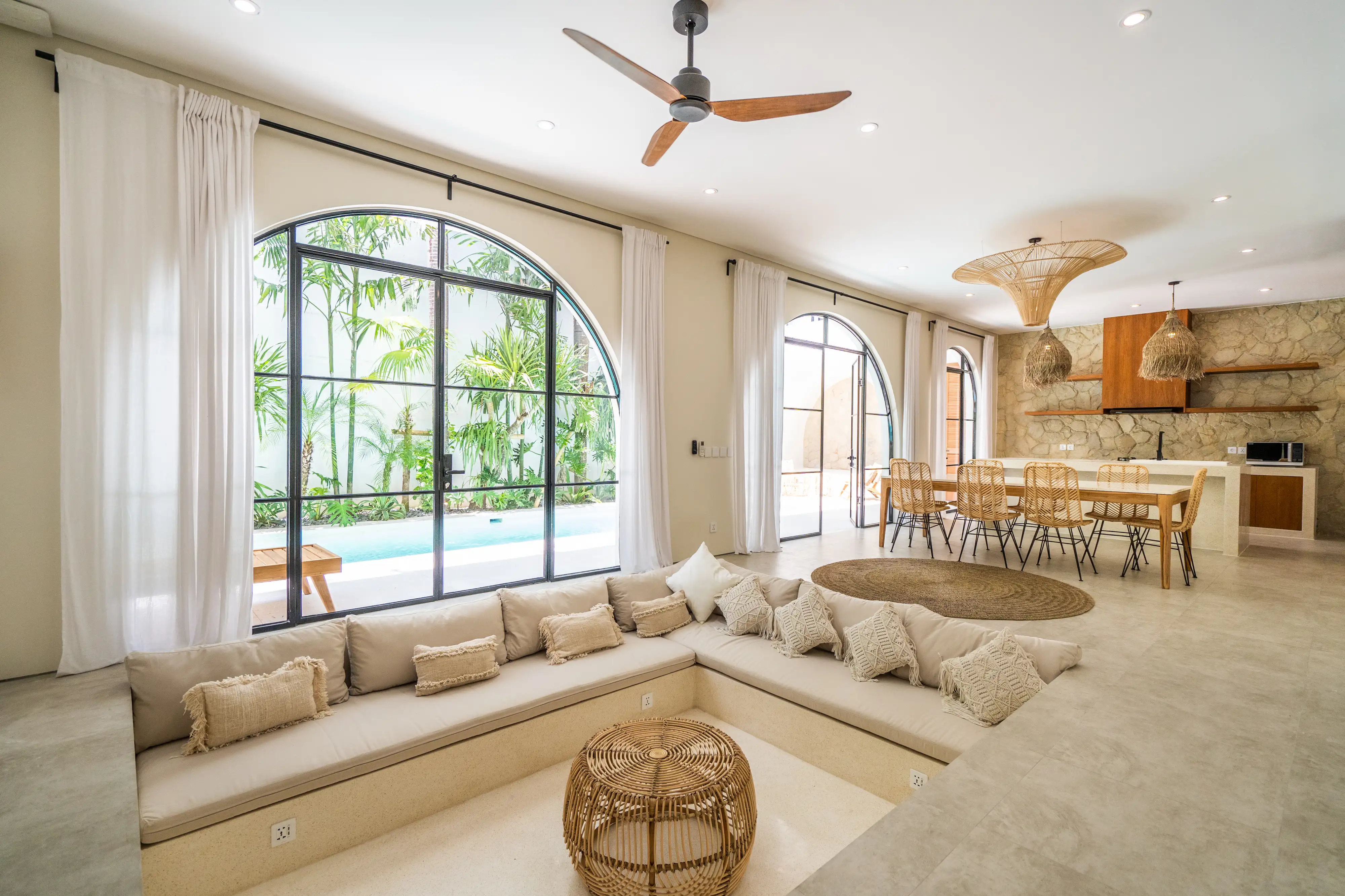 Villa 430m² in Indonesia, Umalas. Priced at 770000$ rent photo-47