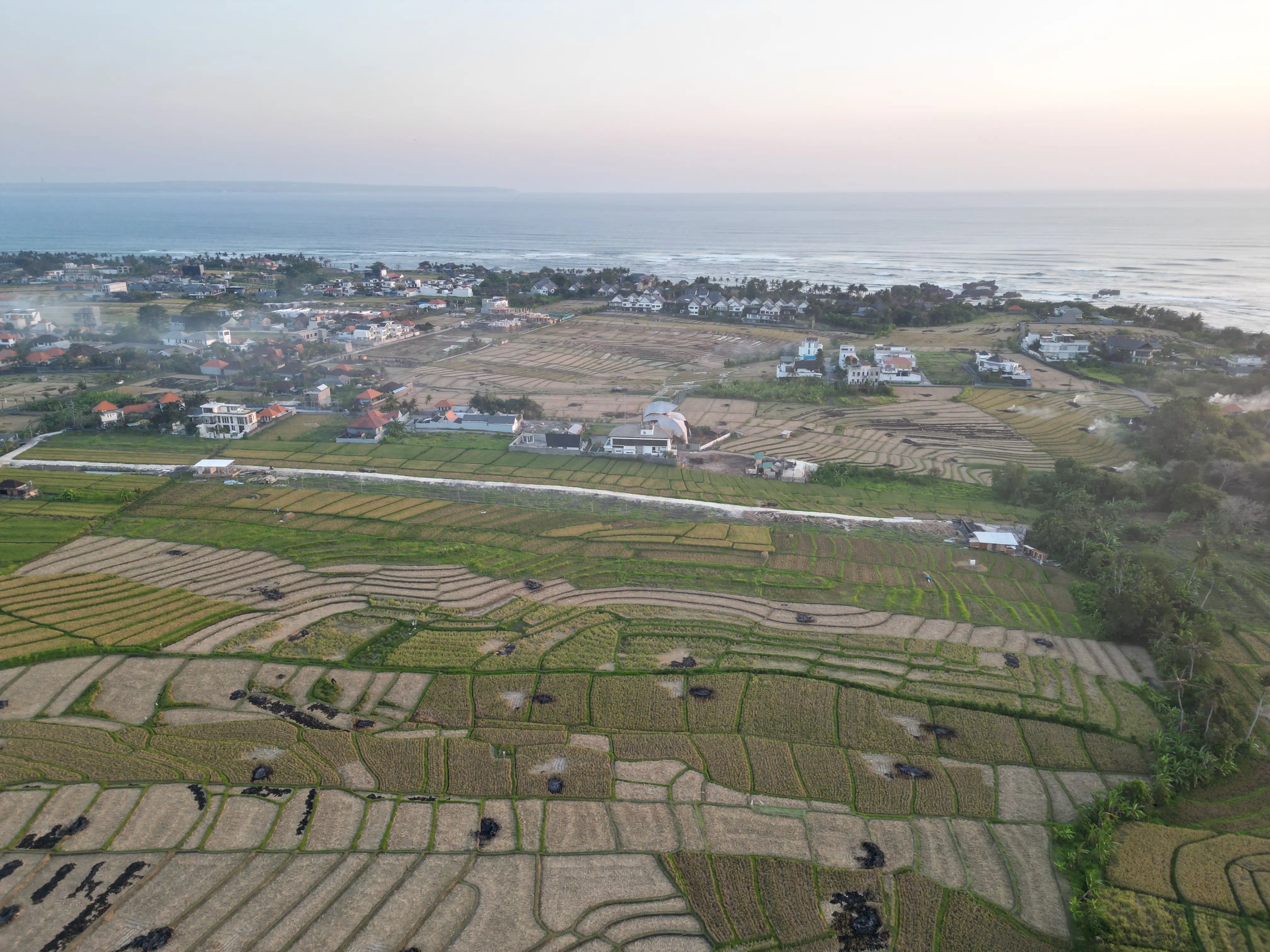 Land 0m² in Indonesia, Canggu. Priced at 1987941$ rent photo-1