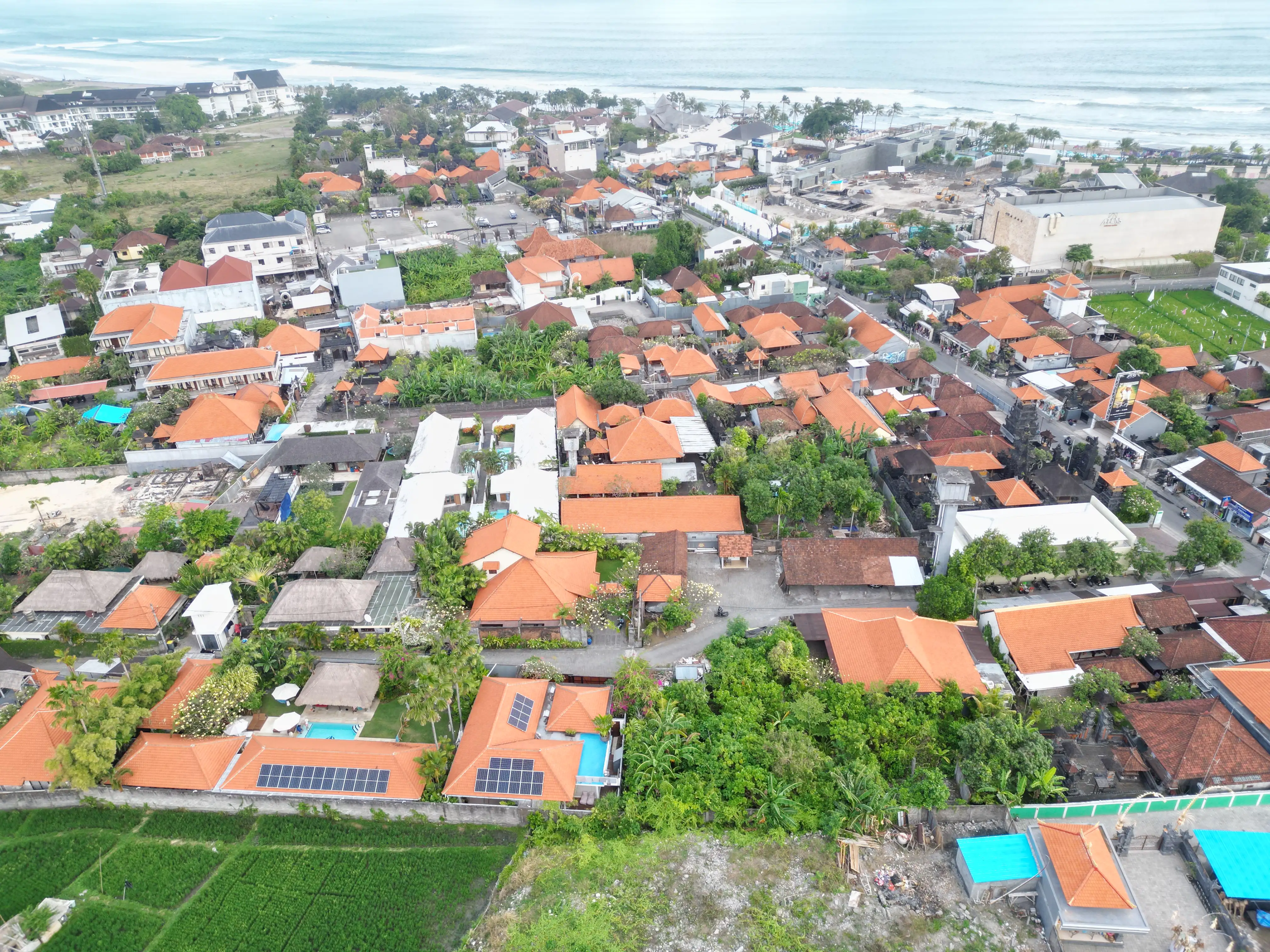 Land 0m² in Indonesia, Canggu. Priced at 774685$ rent photo-2